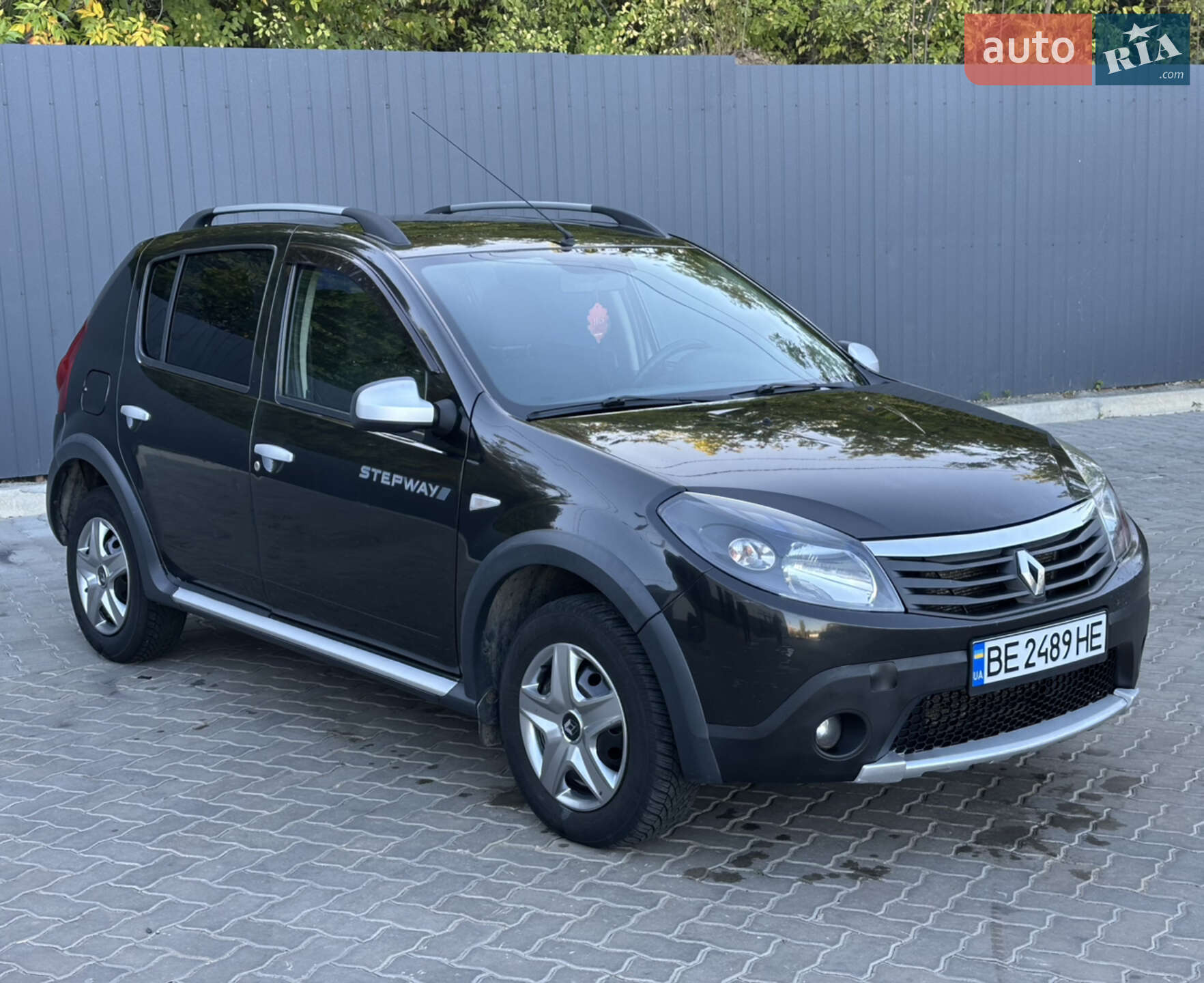 RENAULT SANDERO 2012