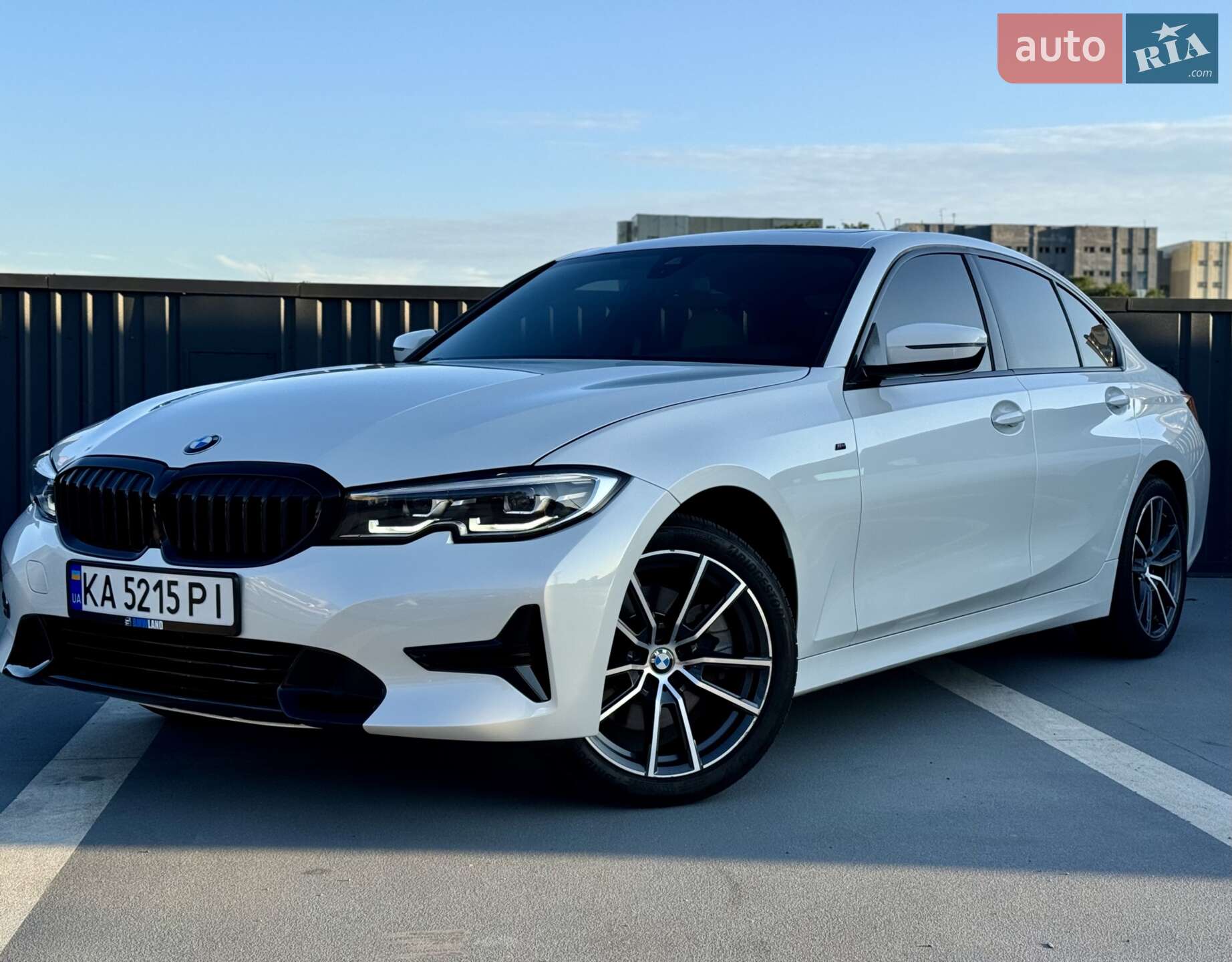 BMW 330I 2019
