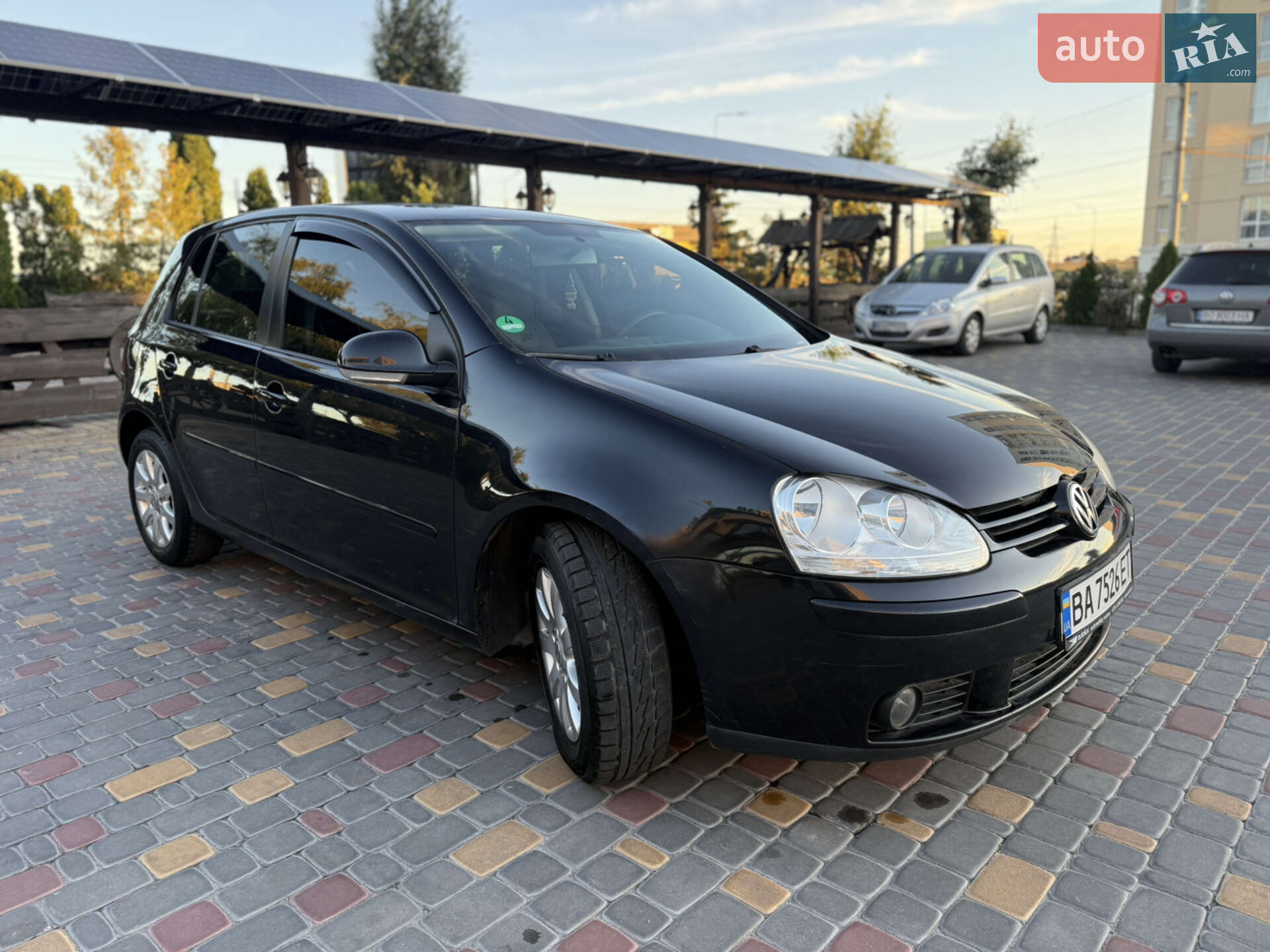 VOLKSWAGEN GOLF 2005