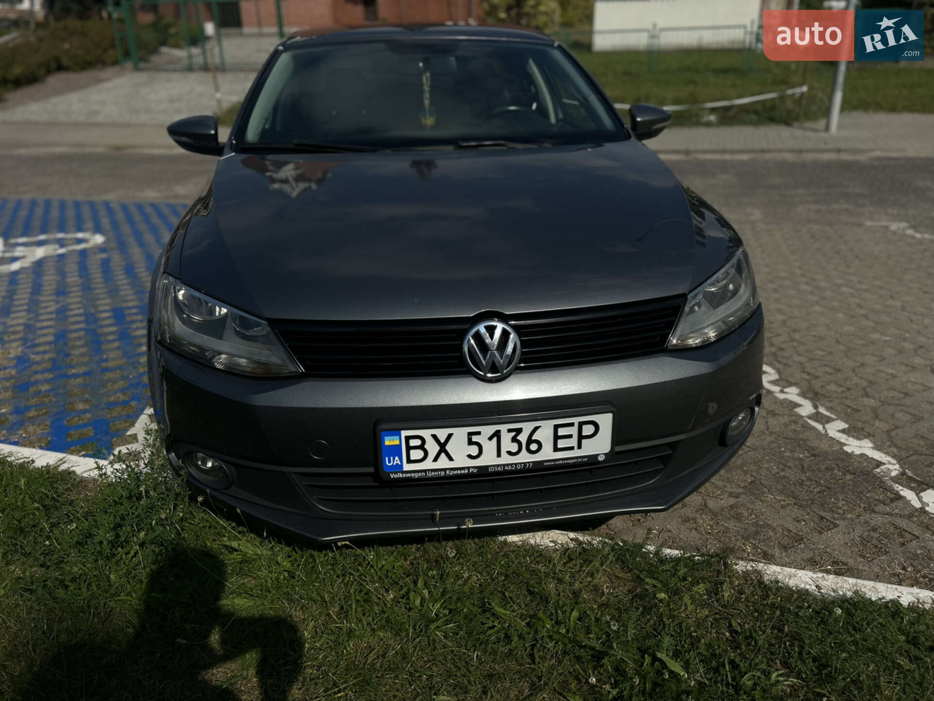 VOLKSWAGEN JETTA 2011