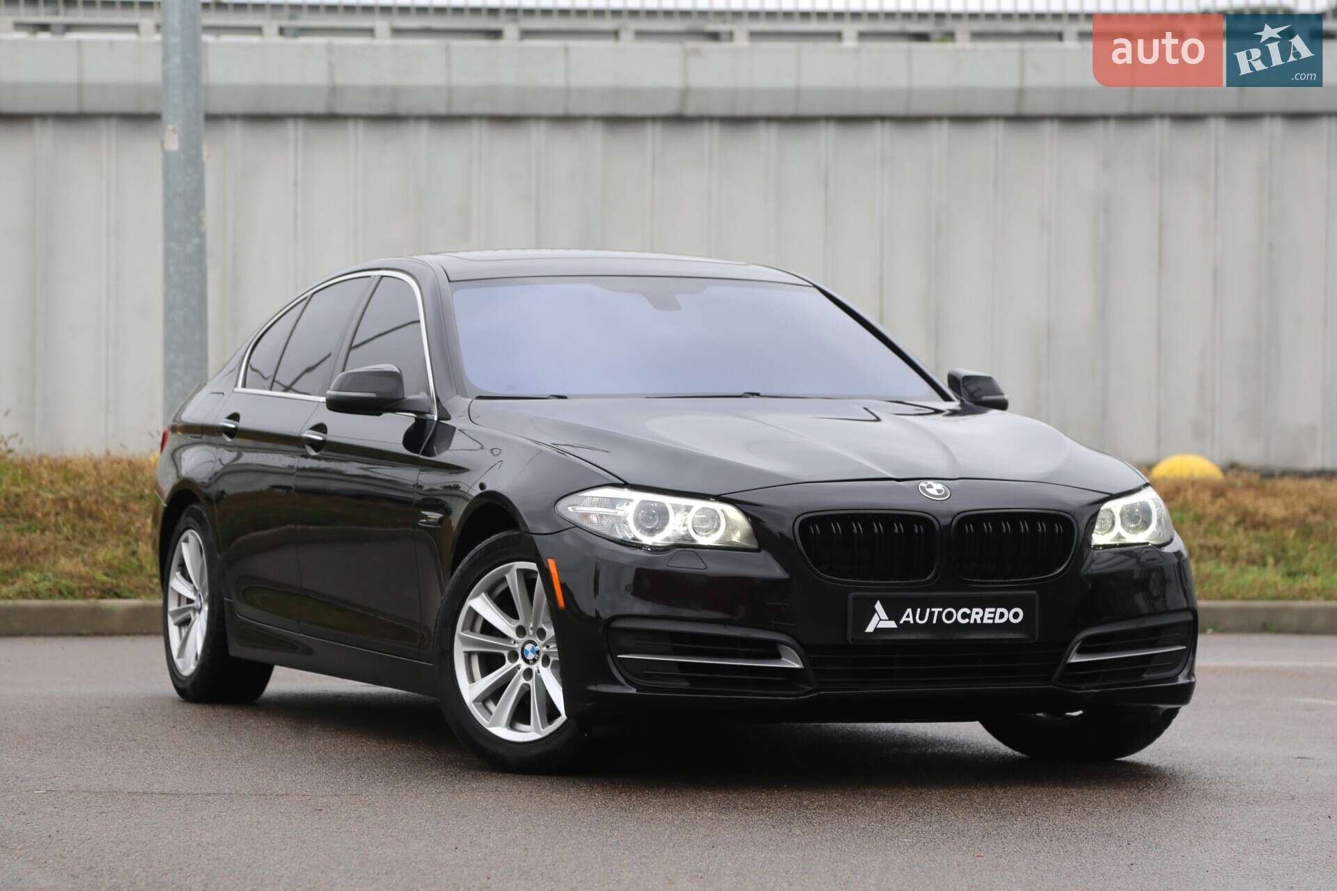BMW 528I