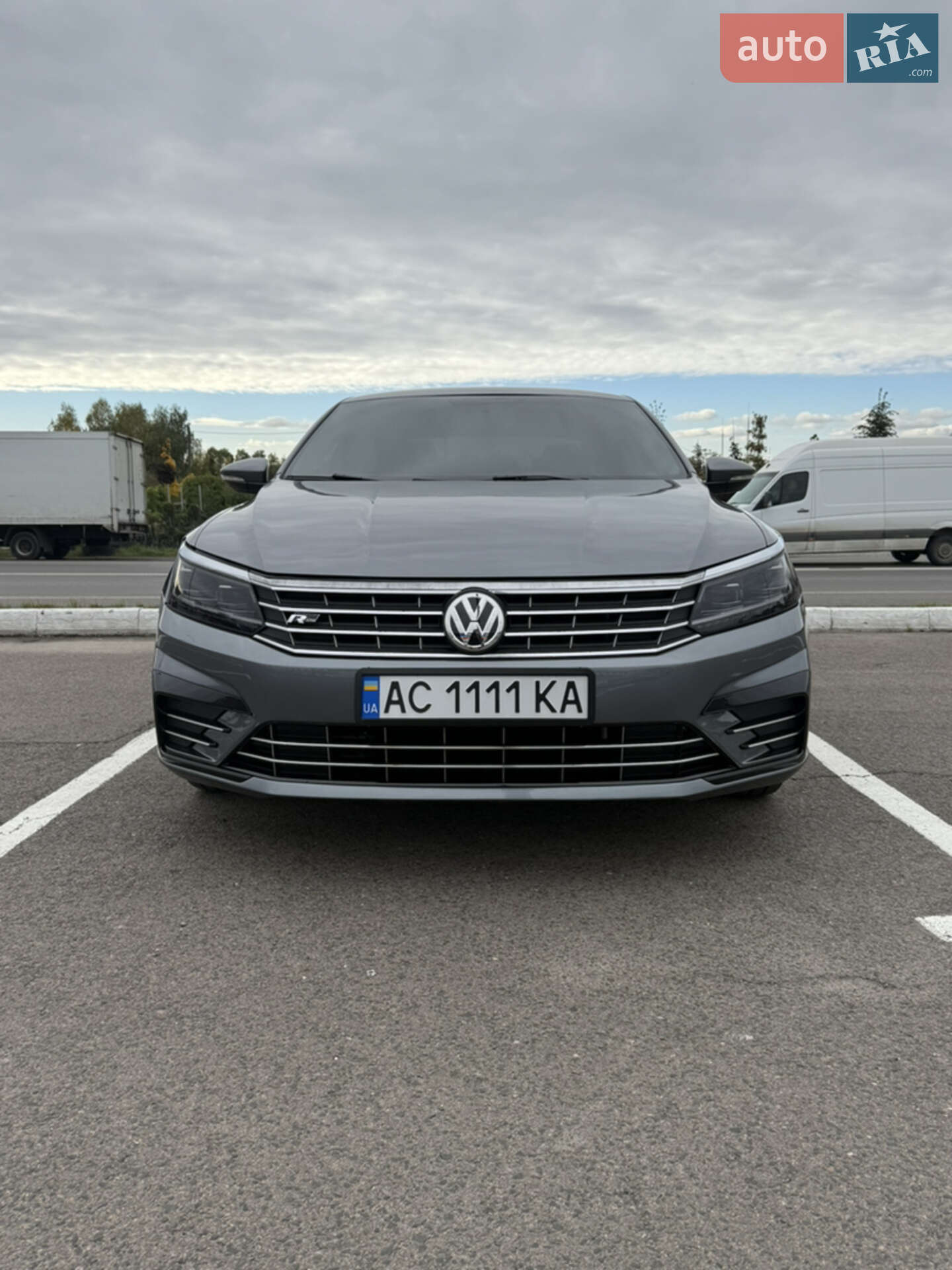 VOLKSWAGEN PASSAT 2017
