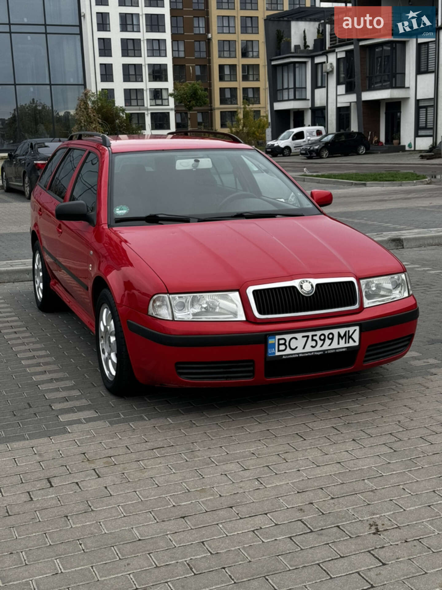 SKODA OCTAVIA COMBI 2003