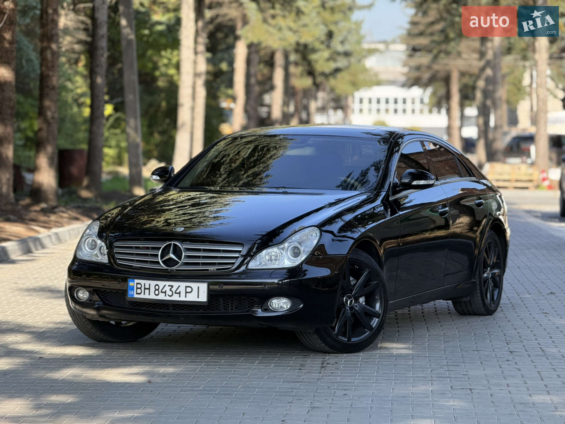 MERCEDES-BENZ CLS 500 2005