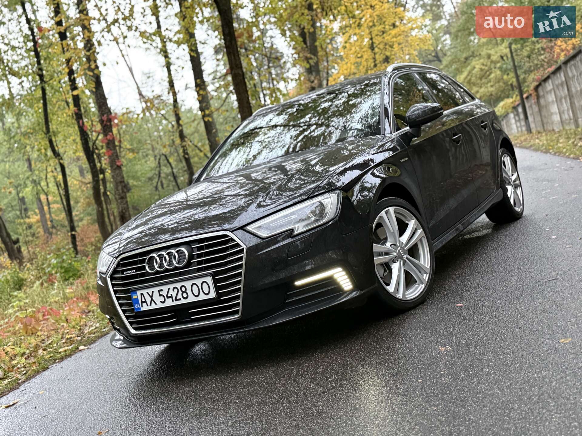 AUDI A3 E-TRON 2017