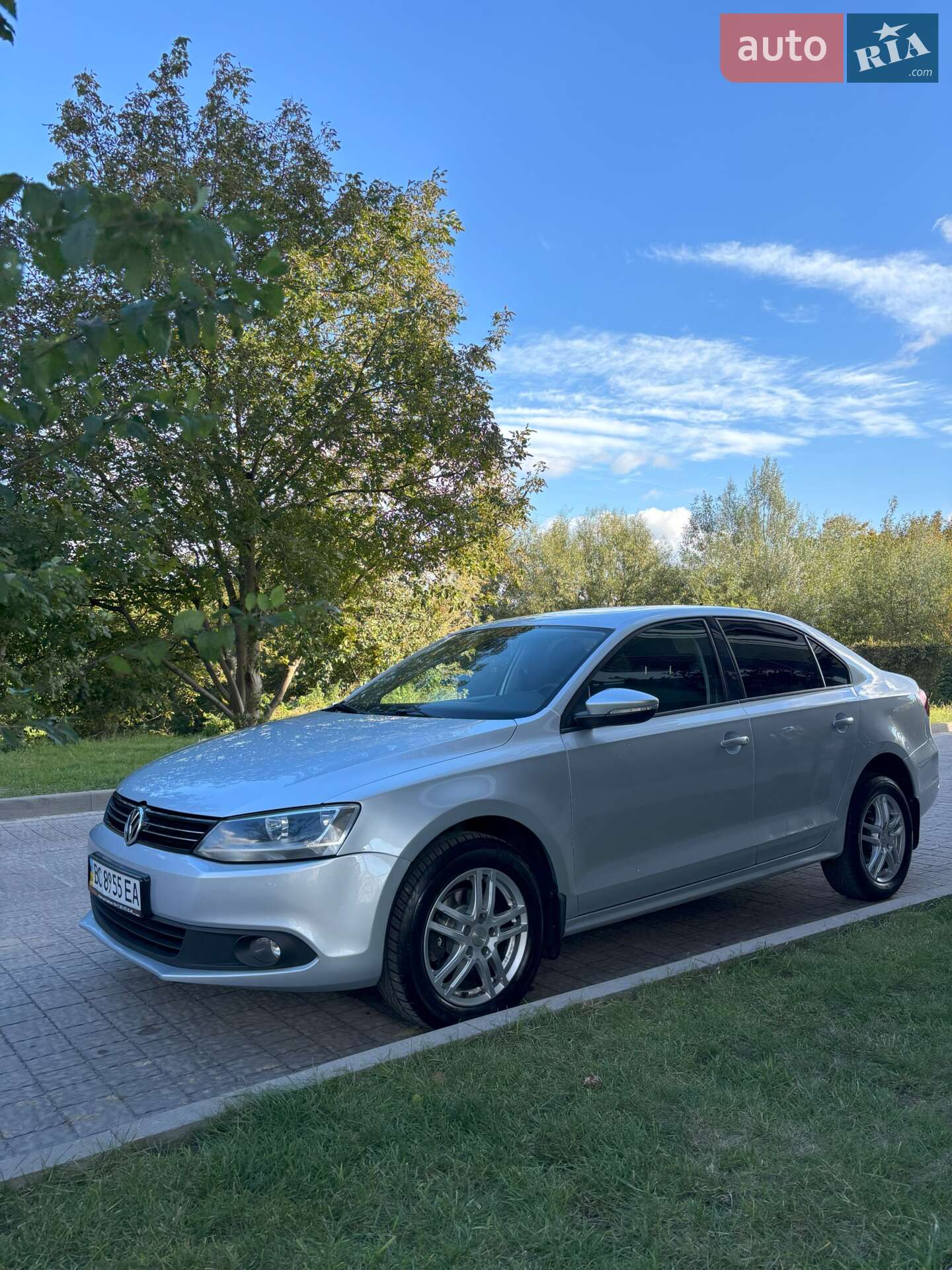 VOLKSWAGEN JETTA 2012