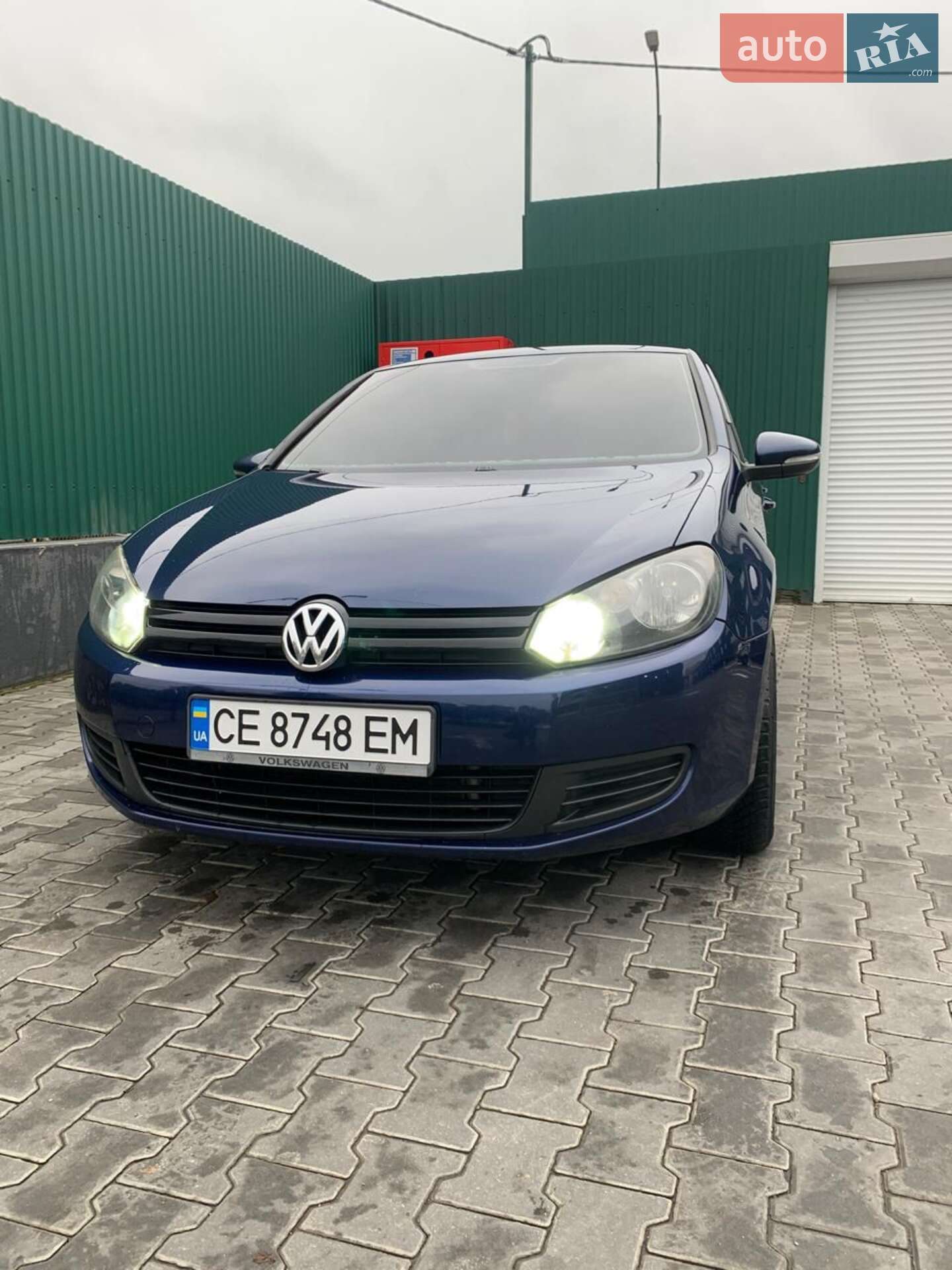 VOLKSWAGEN GOLF 2010