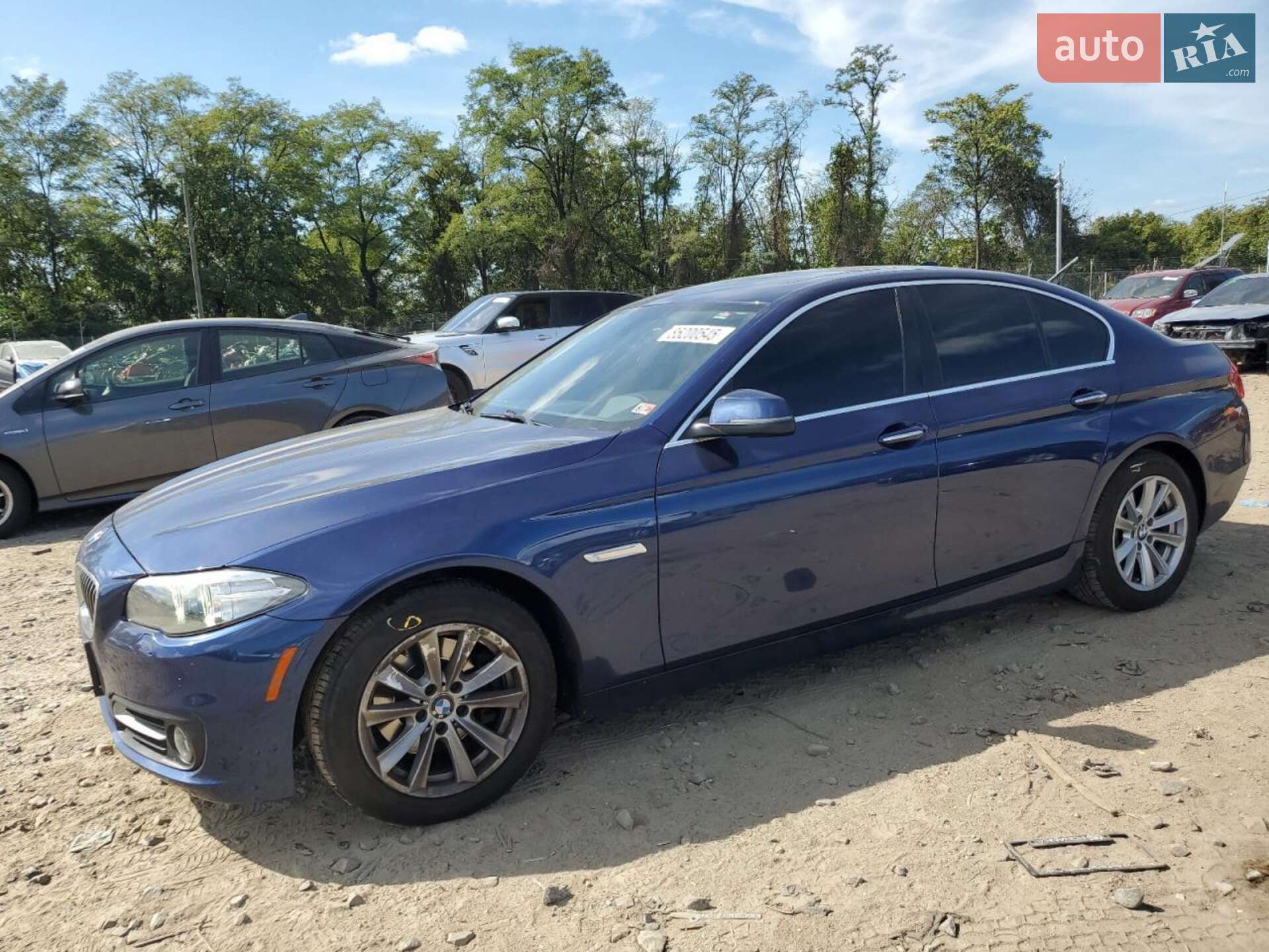 Головне фото звіту автомобіля BMW 528I 2015