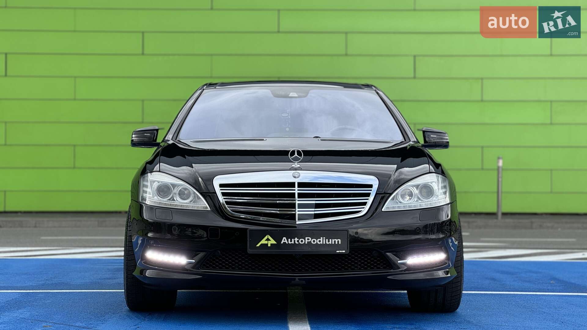 Головне фото звіту автомобіля MERCEDES-BENZ S 500 2010