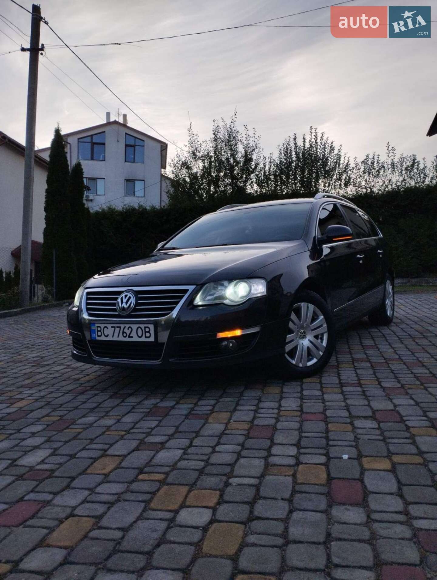 VOLKSWAGEN PASSAT 2009