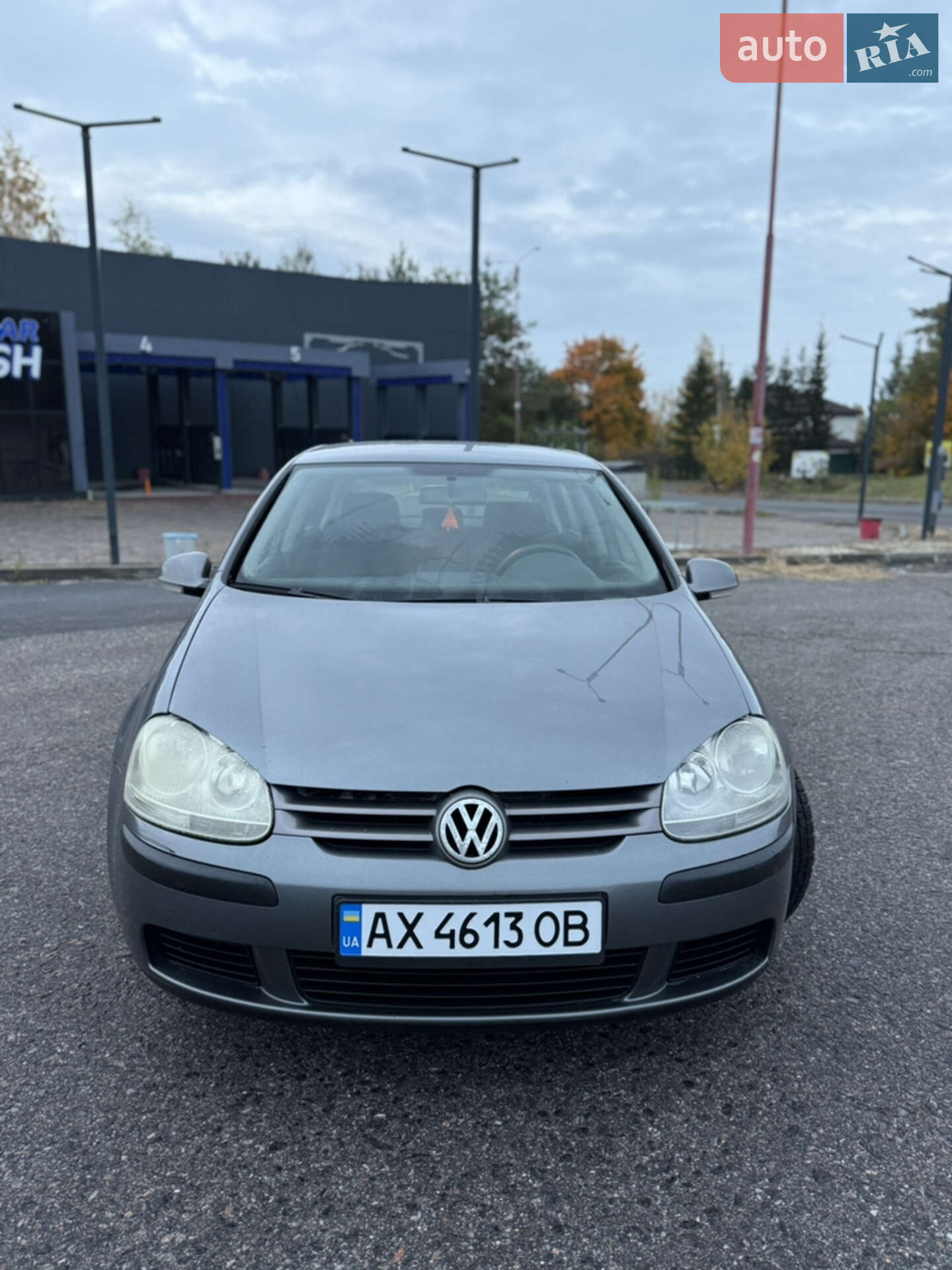 VOLKSWAGEN GOLF 2004