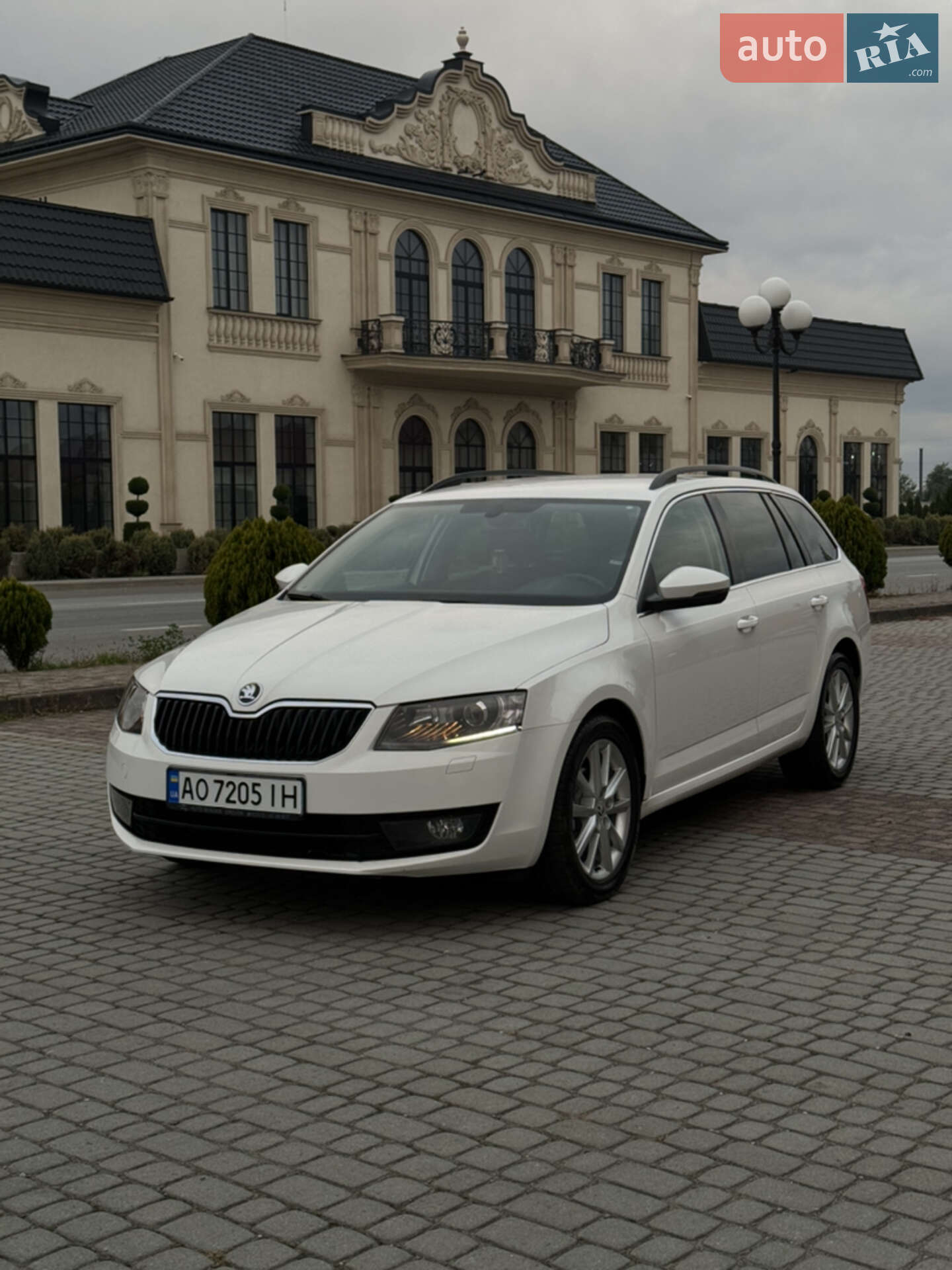 Головне фото звіту автомобіля SKODA OCTAVIA 2014