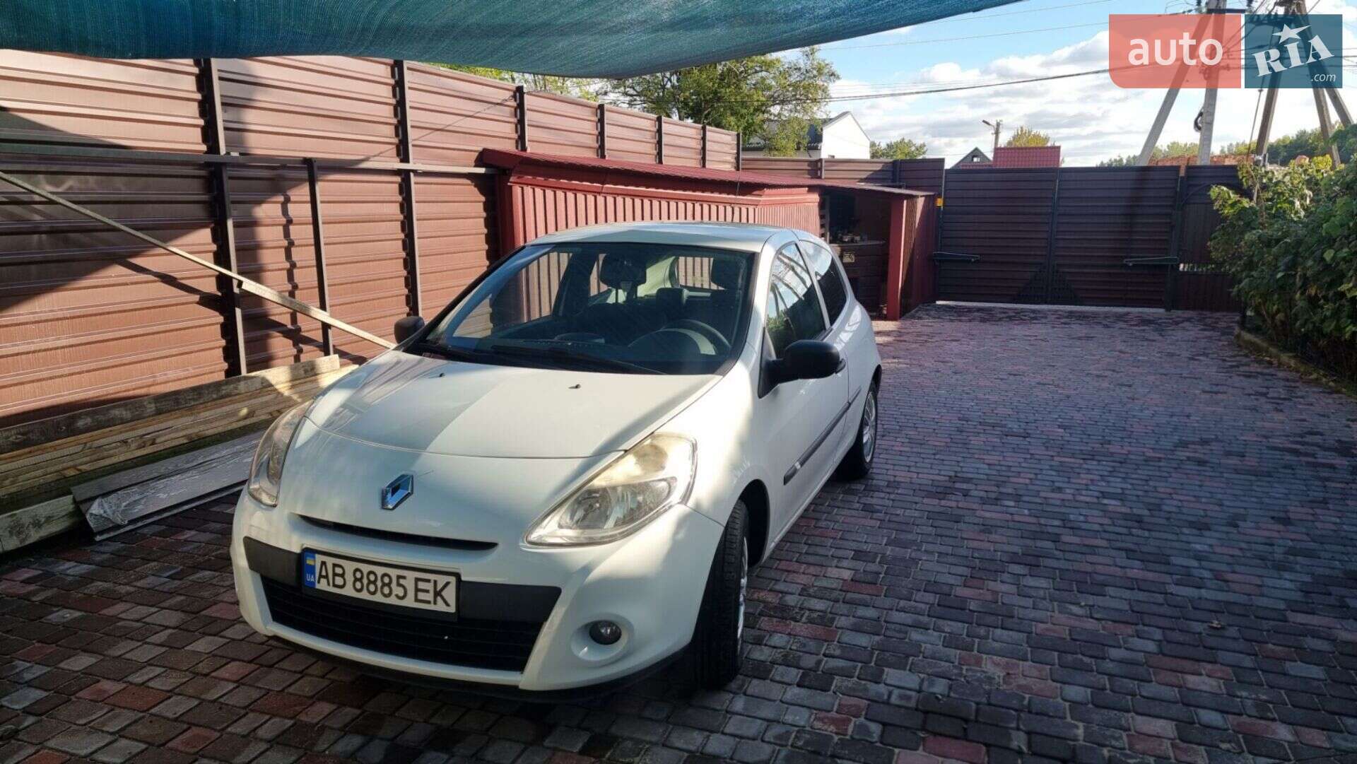 RENAULT CLIO 2013