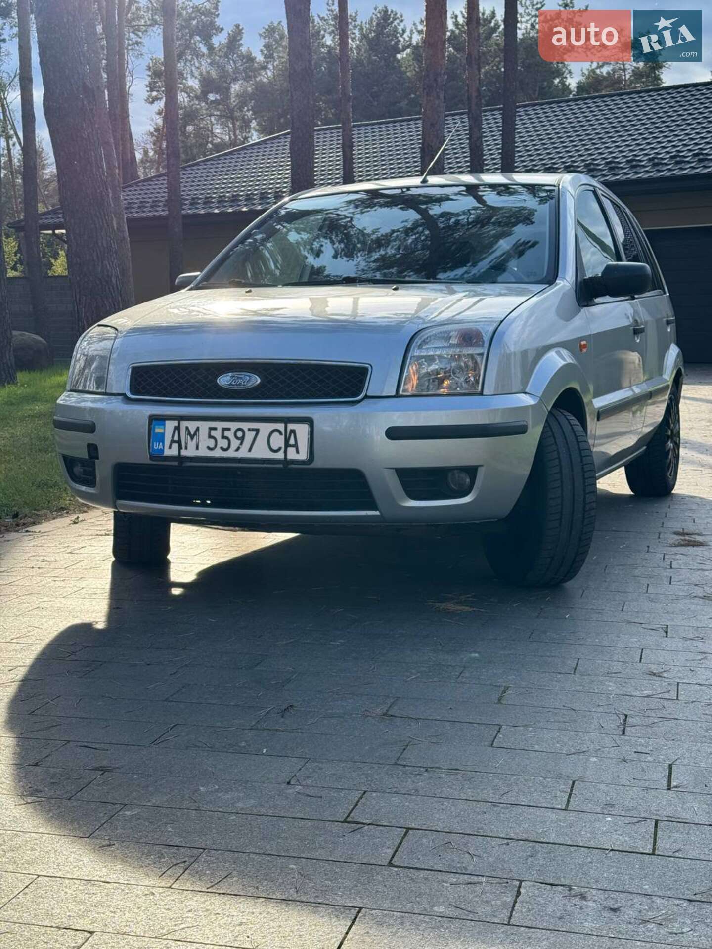 FORD FUSION 2004