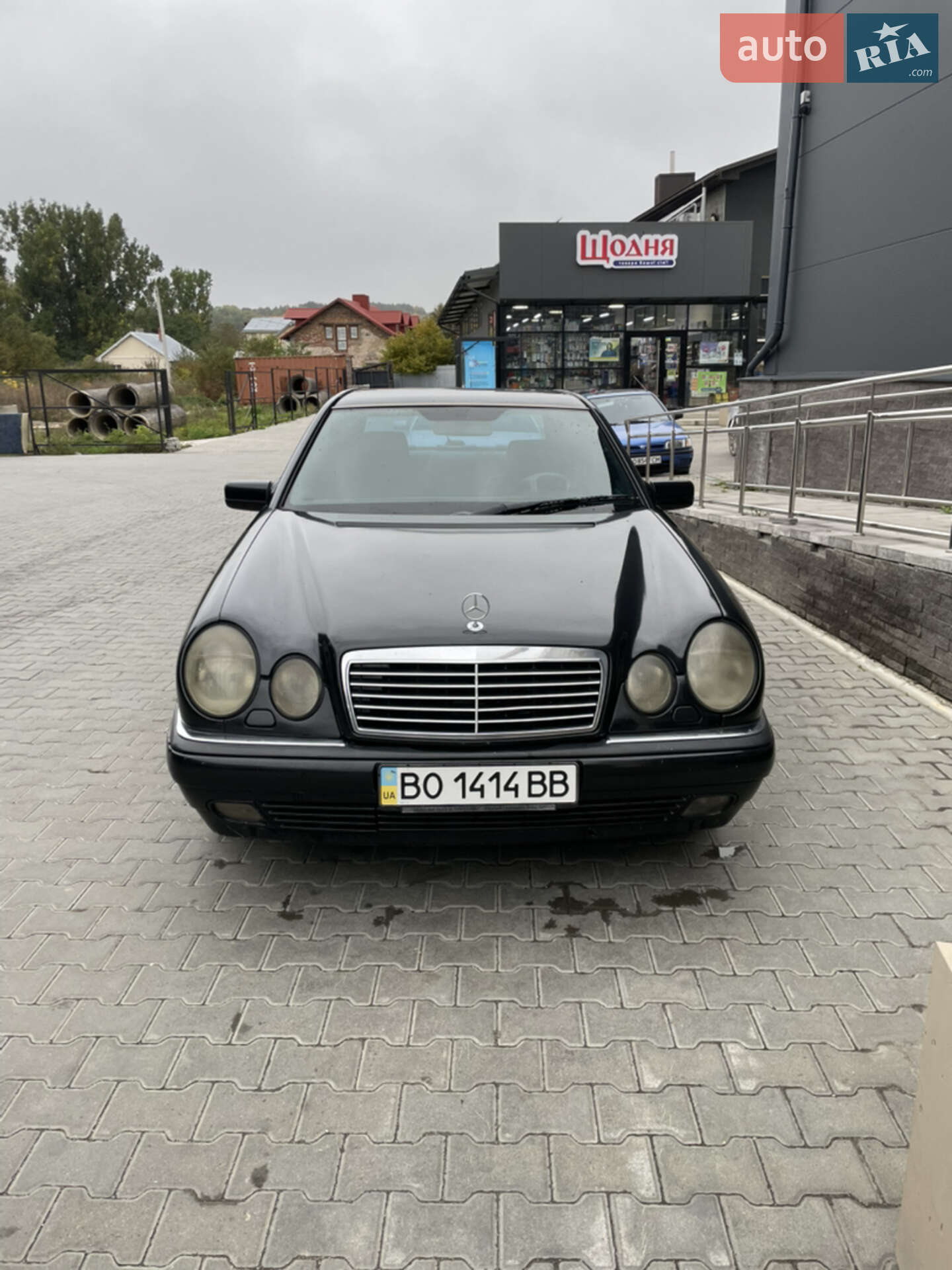 MERCEDES-BENZ 300 D 1998
