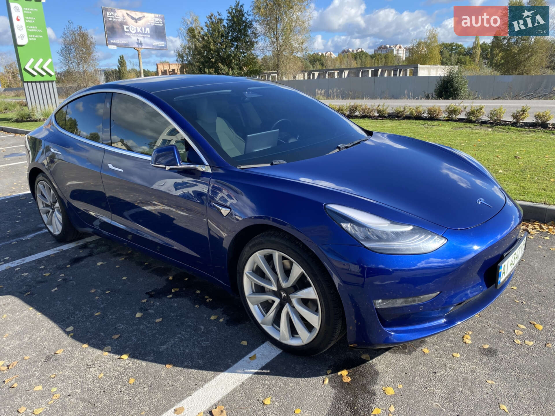 Головне фото звіту автомобіля TESLA MODEL 3 2020