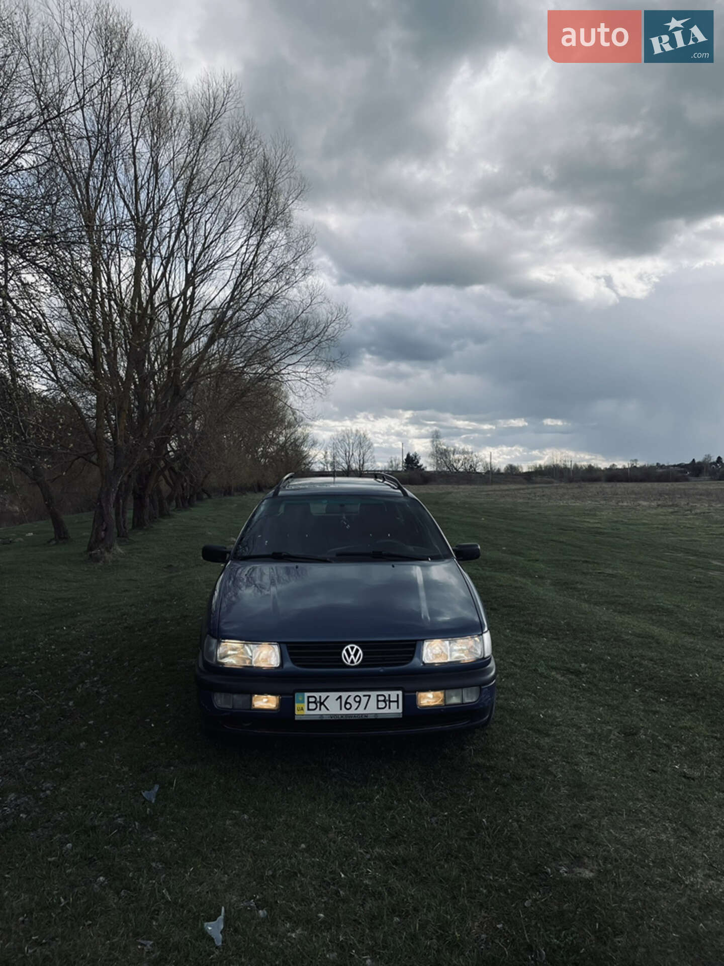VOLKSWAGEN PASSAT 1995