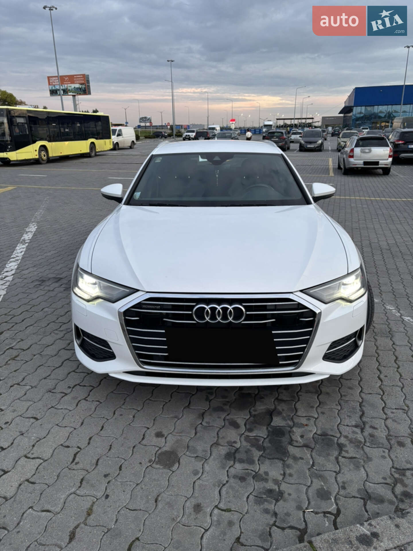AUDI A6 AVANT 2021