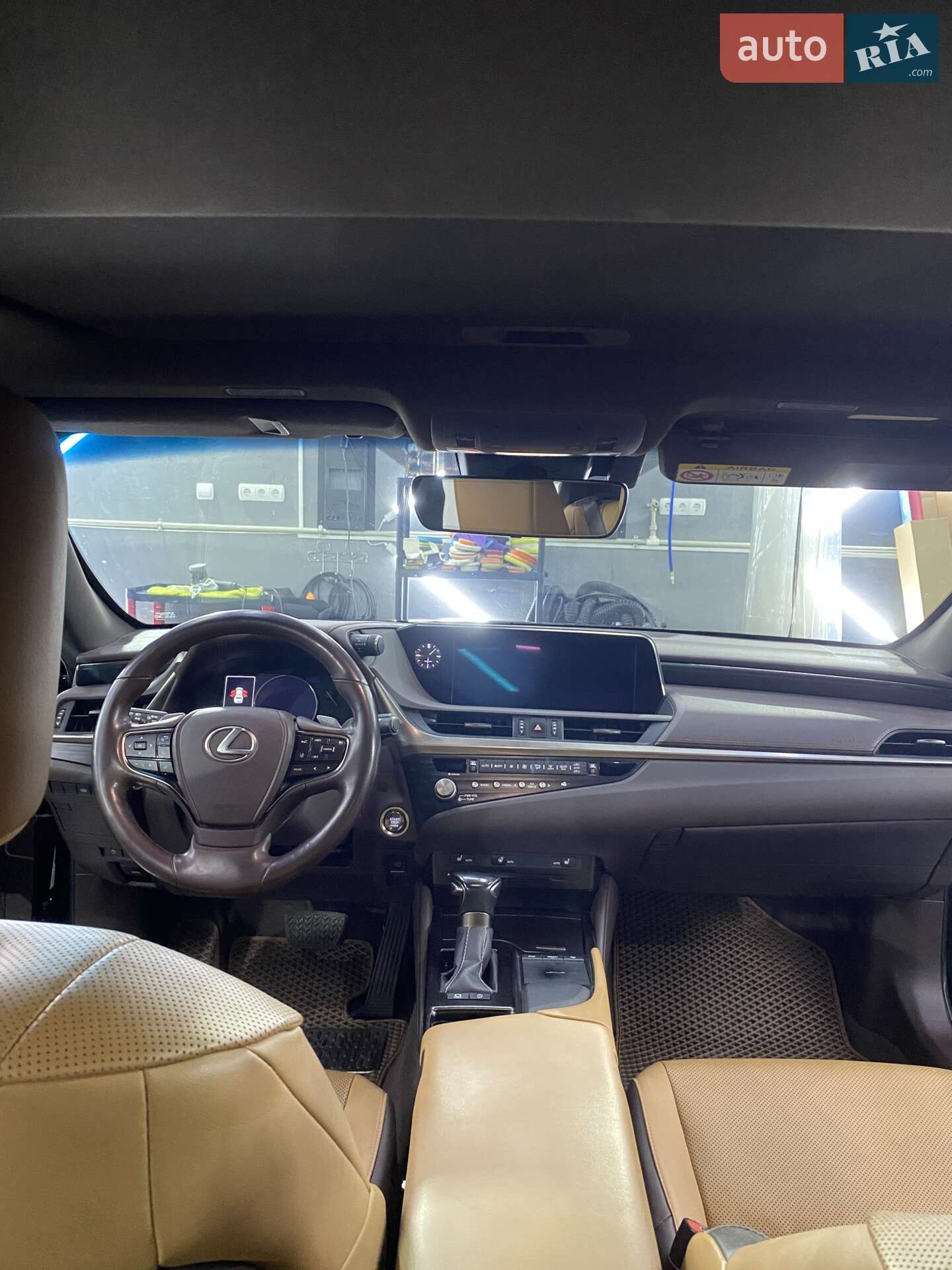 LEXUS ES 250 2020