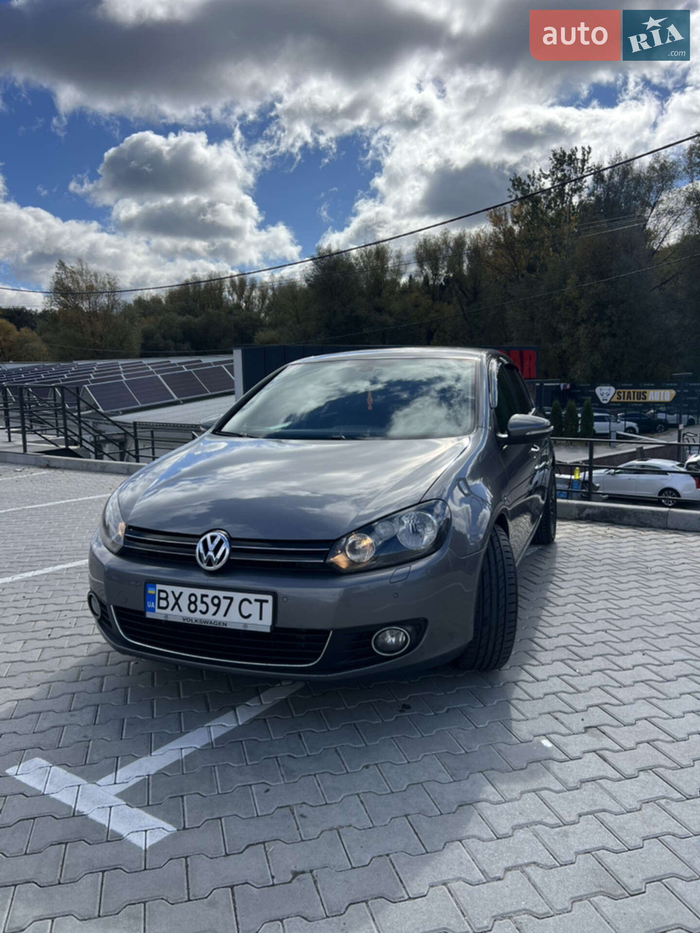 VOLKSWAGEN GOLF 2010