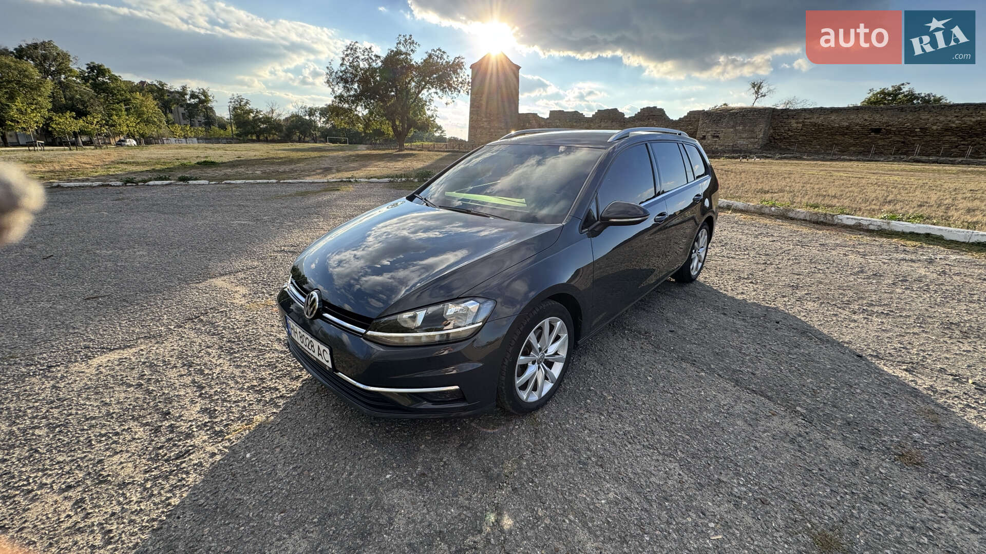VOLKSWAGEN GOLF 2017