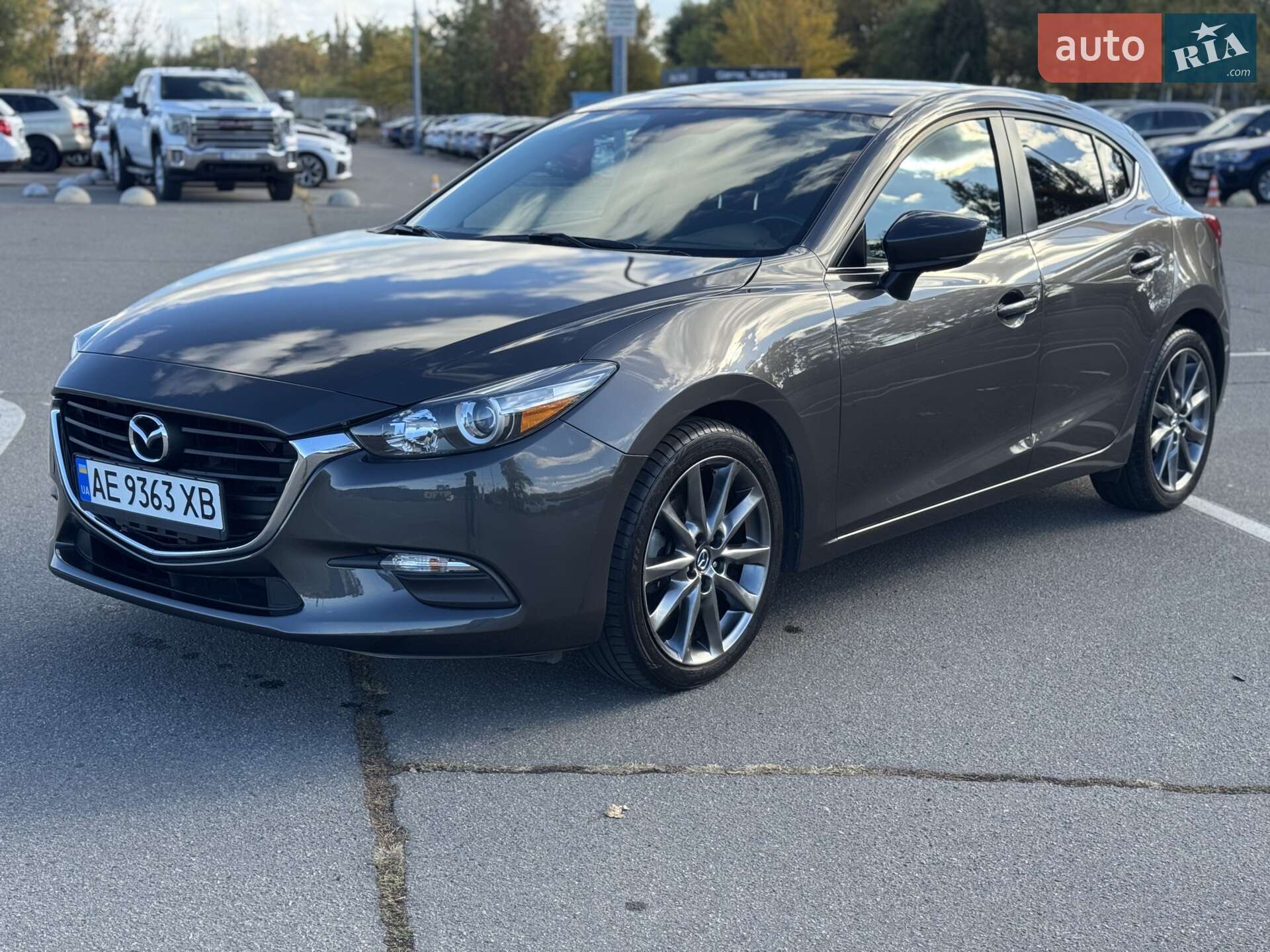 Головне фото звіту автомобіля MAZDA 3 2017