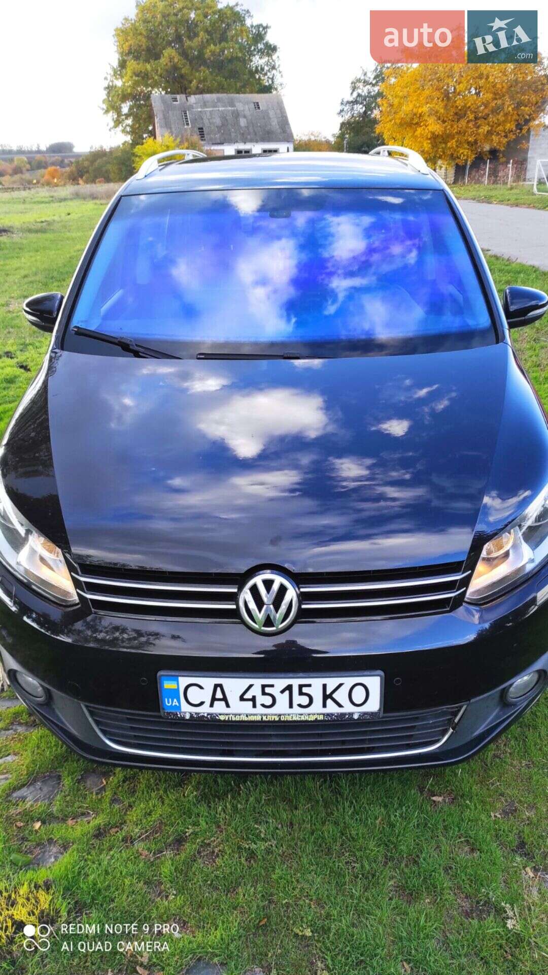 VOLKSWAGEN TOURAN 2014