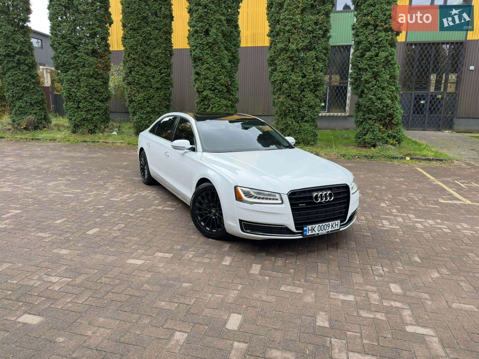 AUDI A8 2016