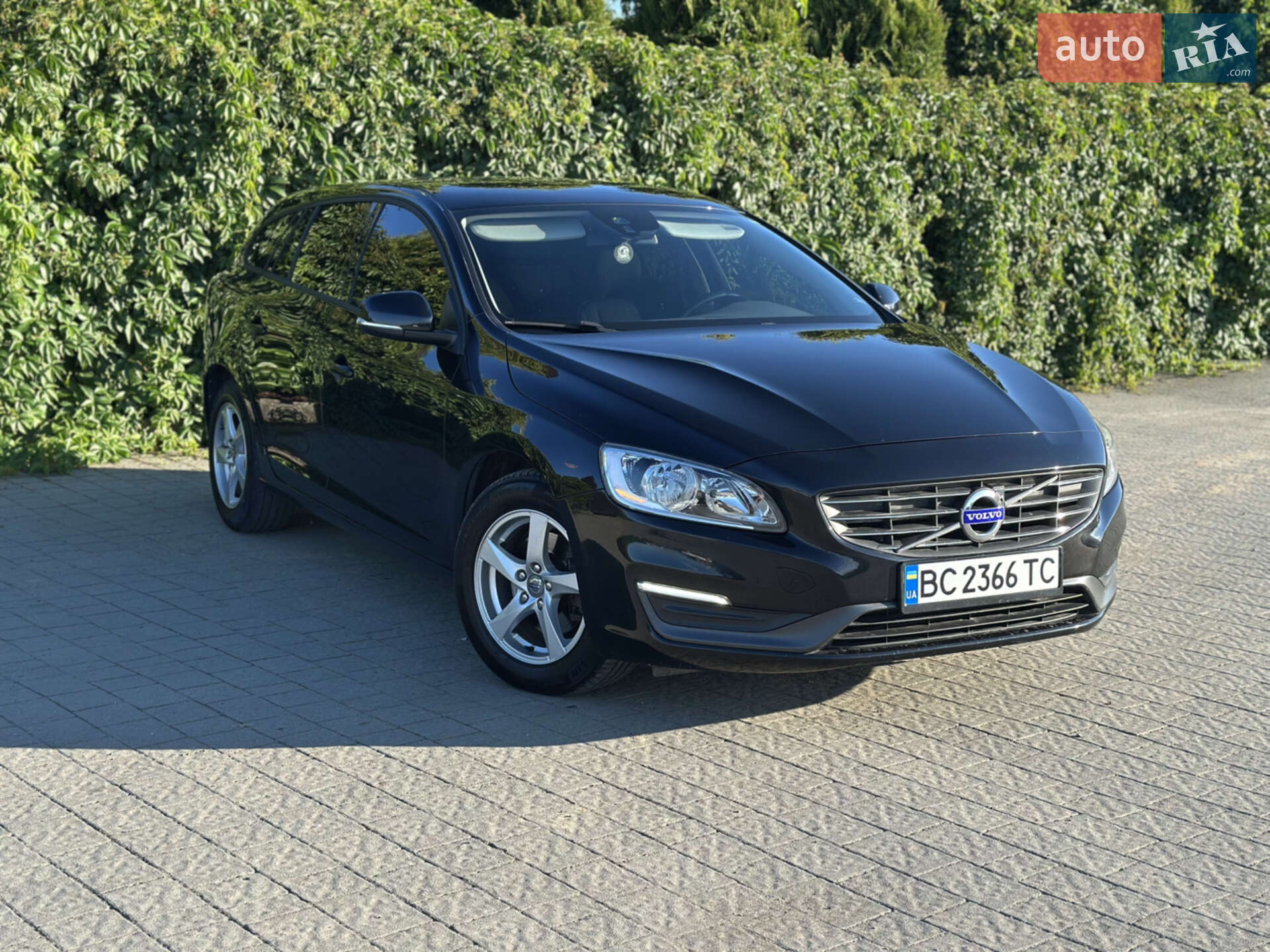 VOLVO V60 2013