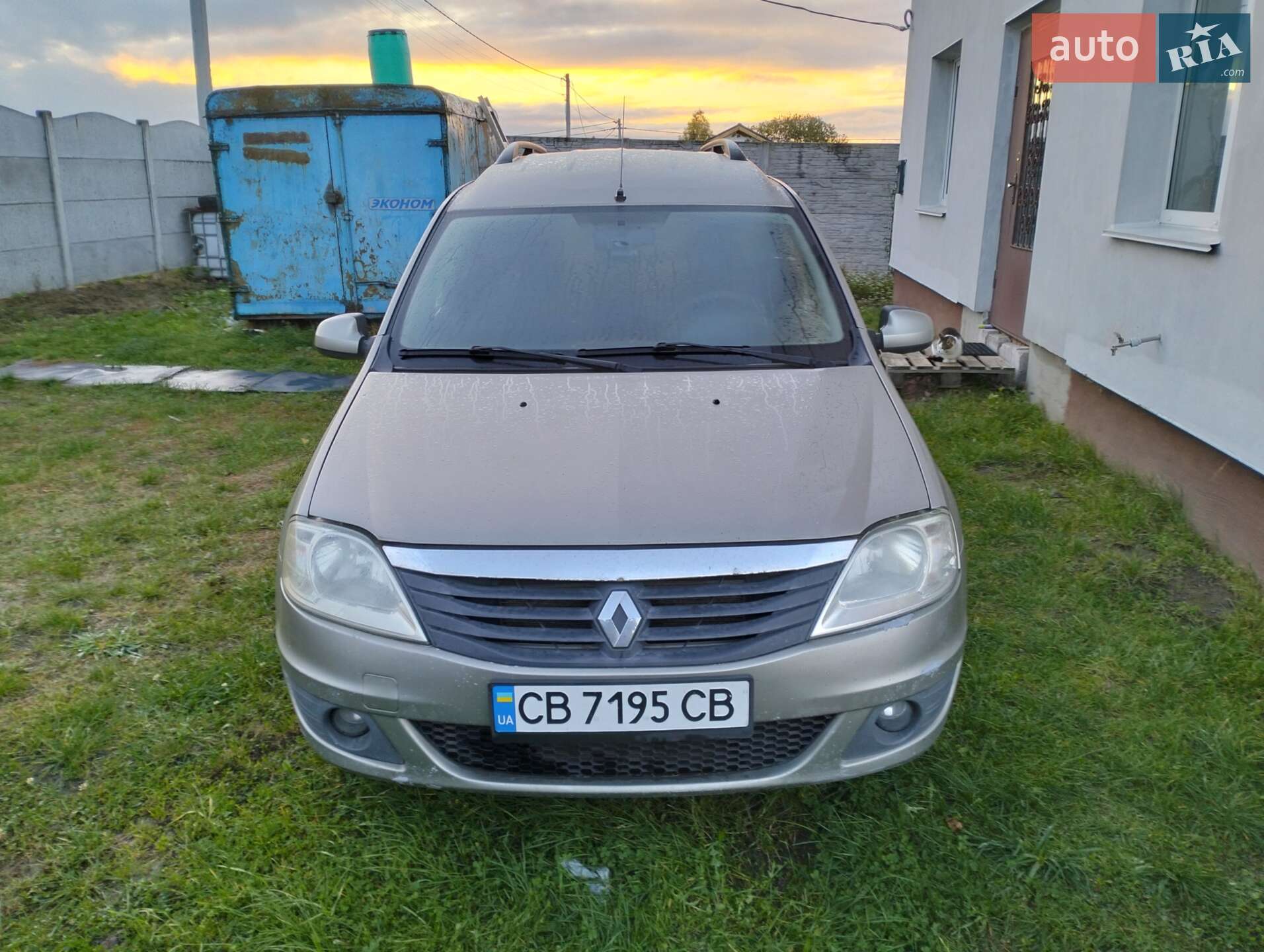 RENAULT LOGAN 2010