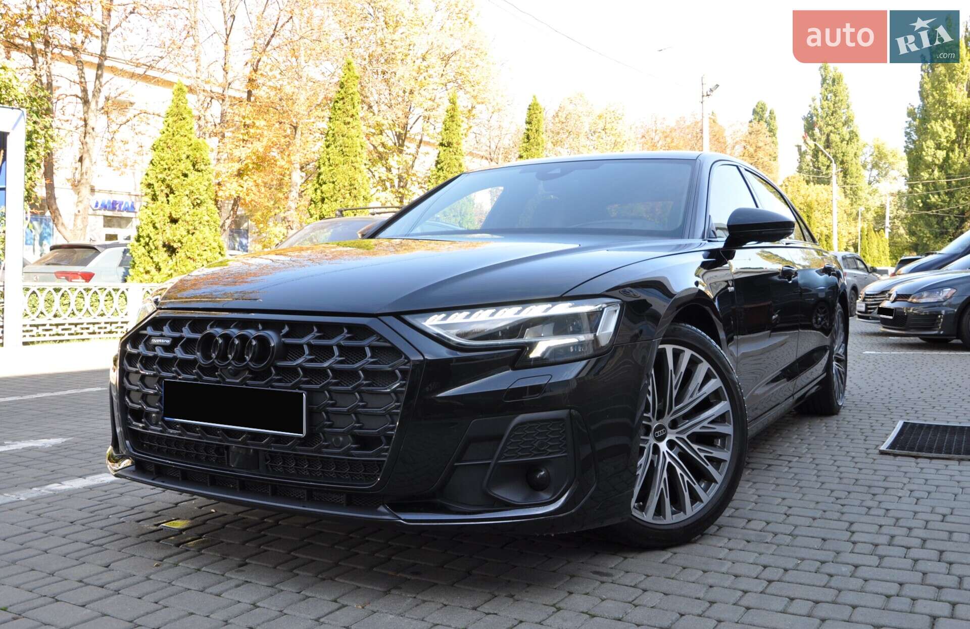 AUDI A8 2023