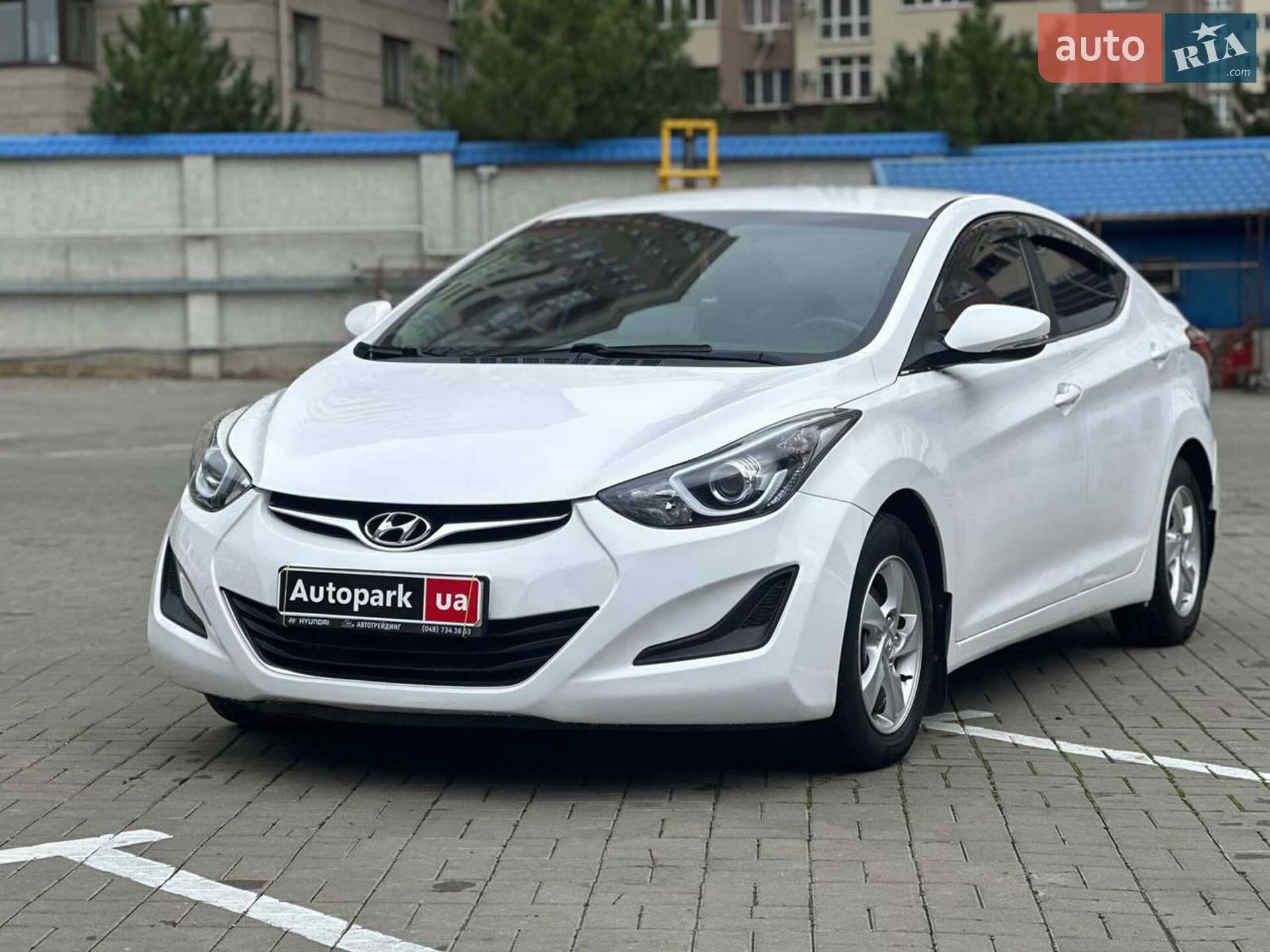 HYUNDAI AVANTE 2014