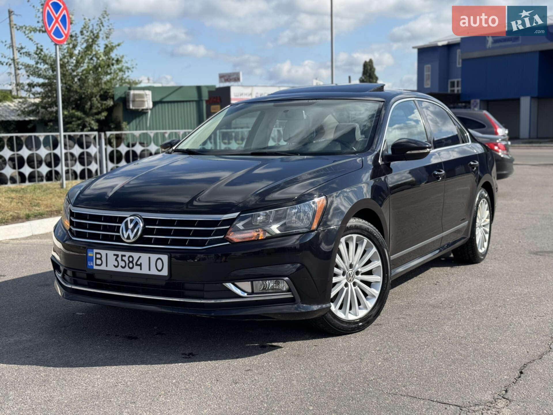 VOLKSWAGEN PASSAT 2016