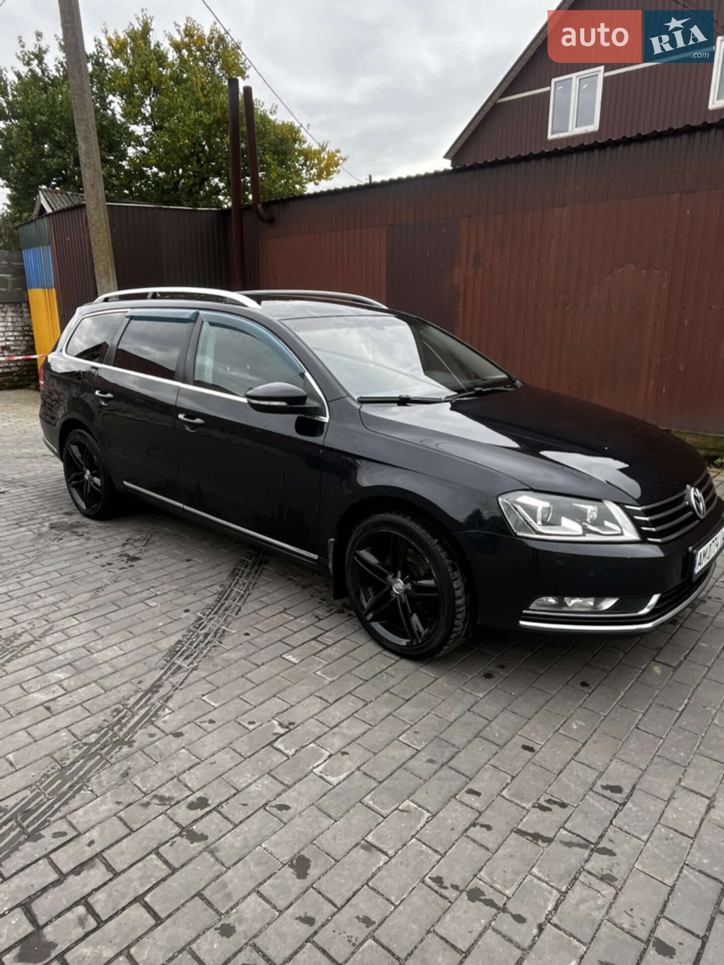 VOLKSWAGEN PASSAT 2012