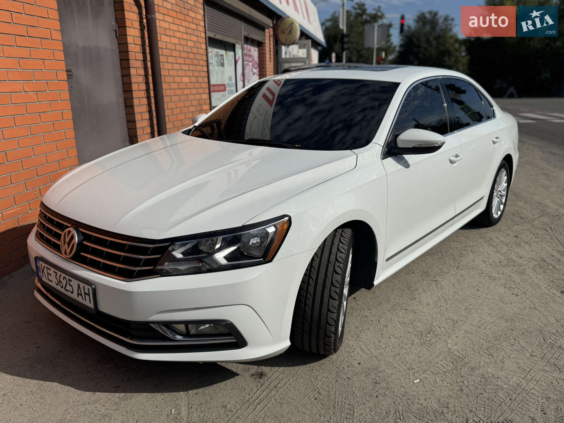 VOLKSWAGEN PASSAT 2017