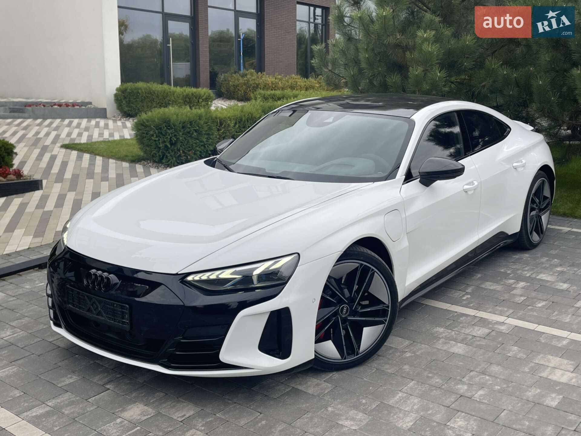 AUDI RS E-TRON GT 2021