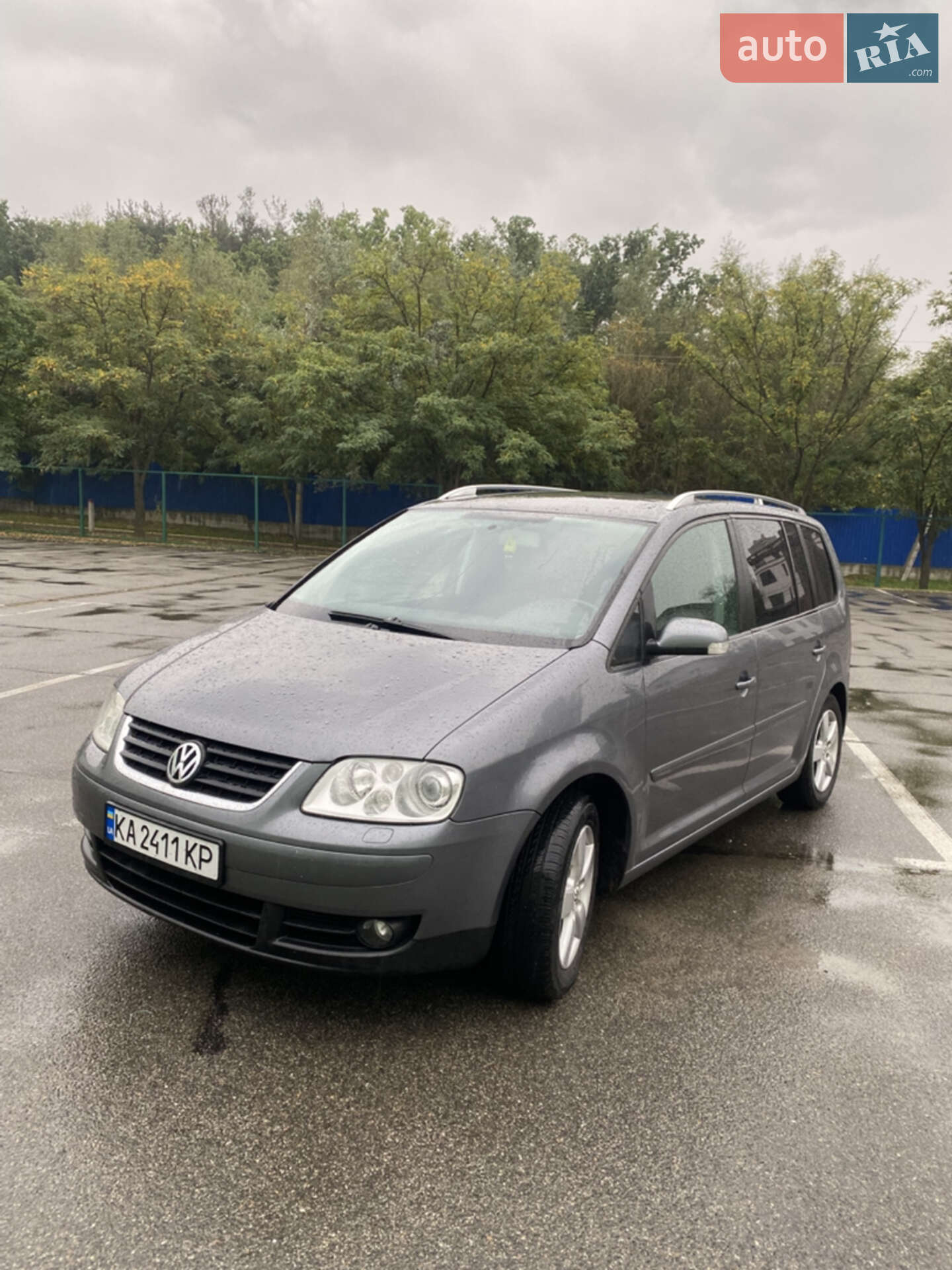 VOLKSWAGEN TOURAN 2005