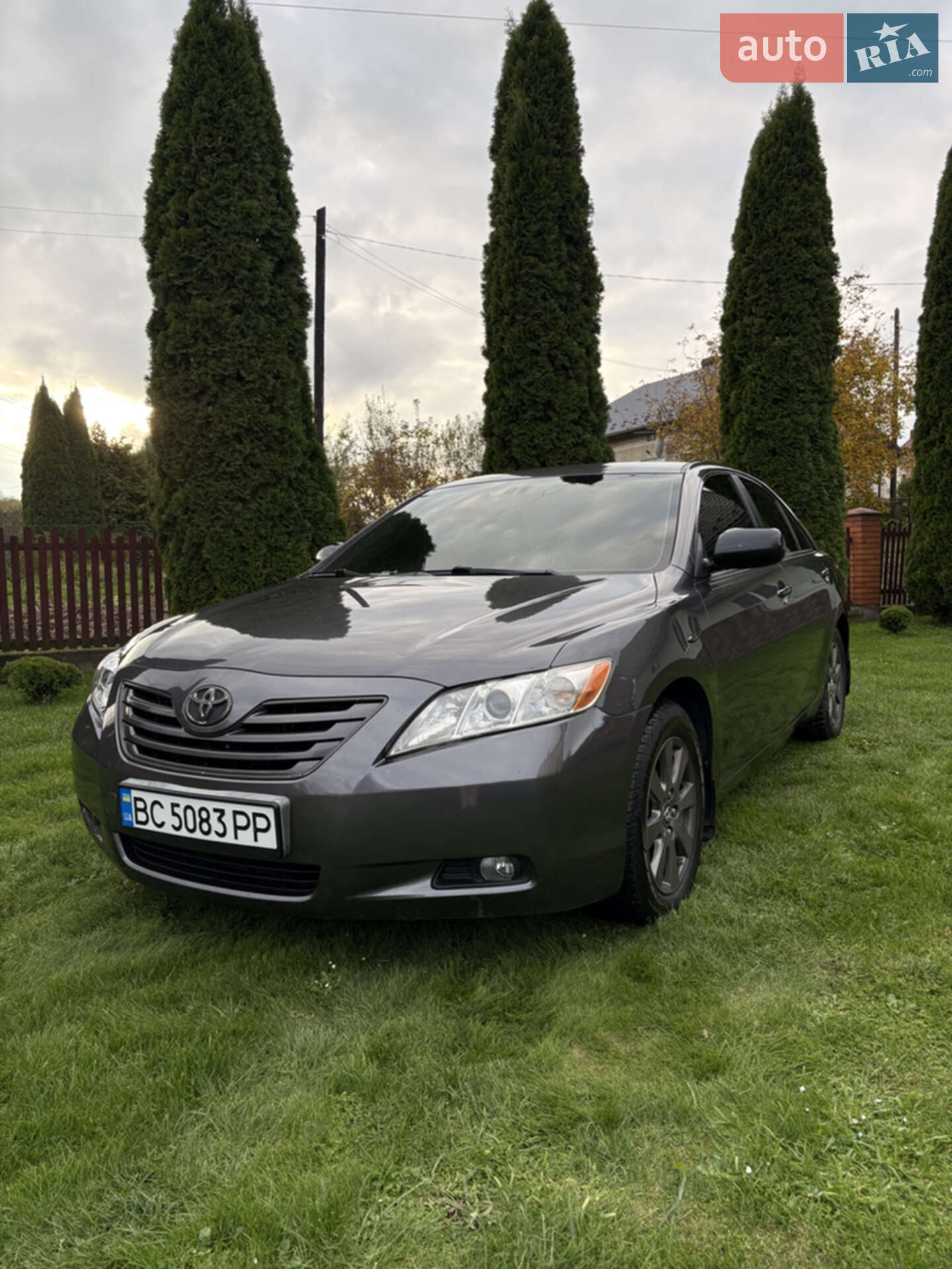TOYOTA CAMRY