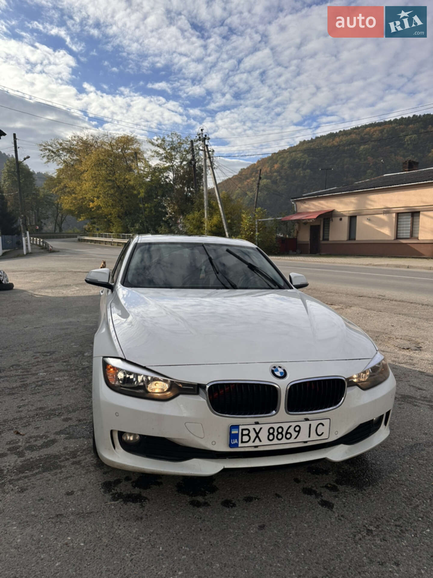 Головне фото звіту автомобіля BMW 328D 2013