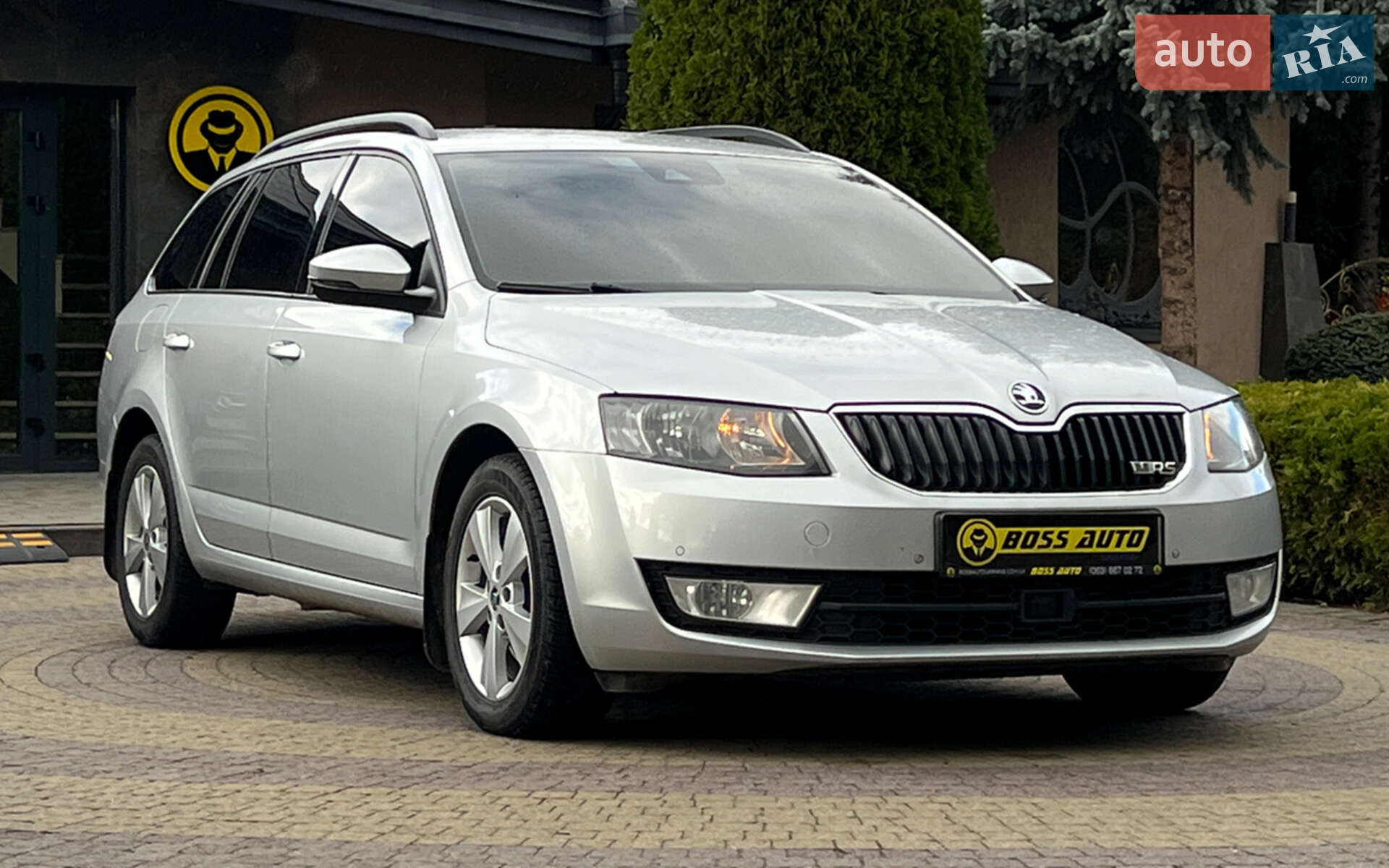 Головне фото звіту автомобіля SKODA OCTAVIA 2015