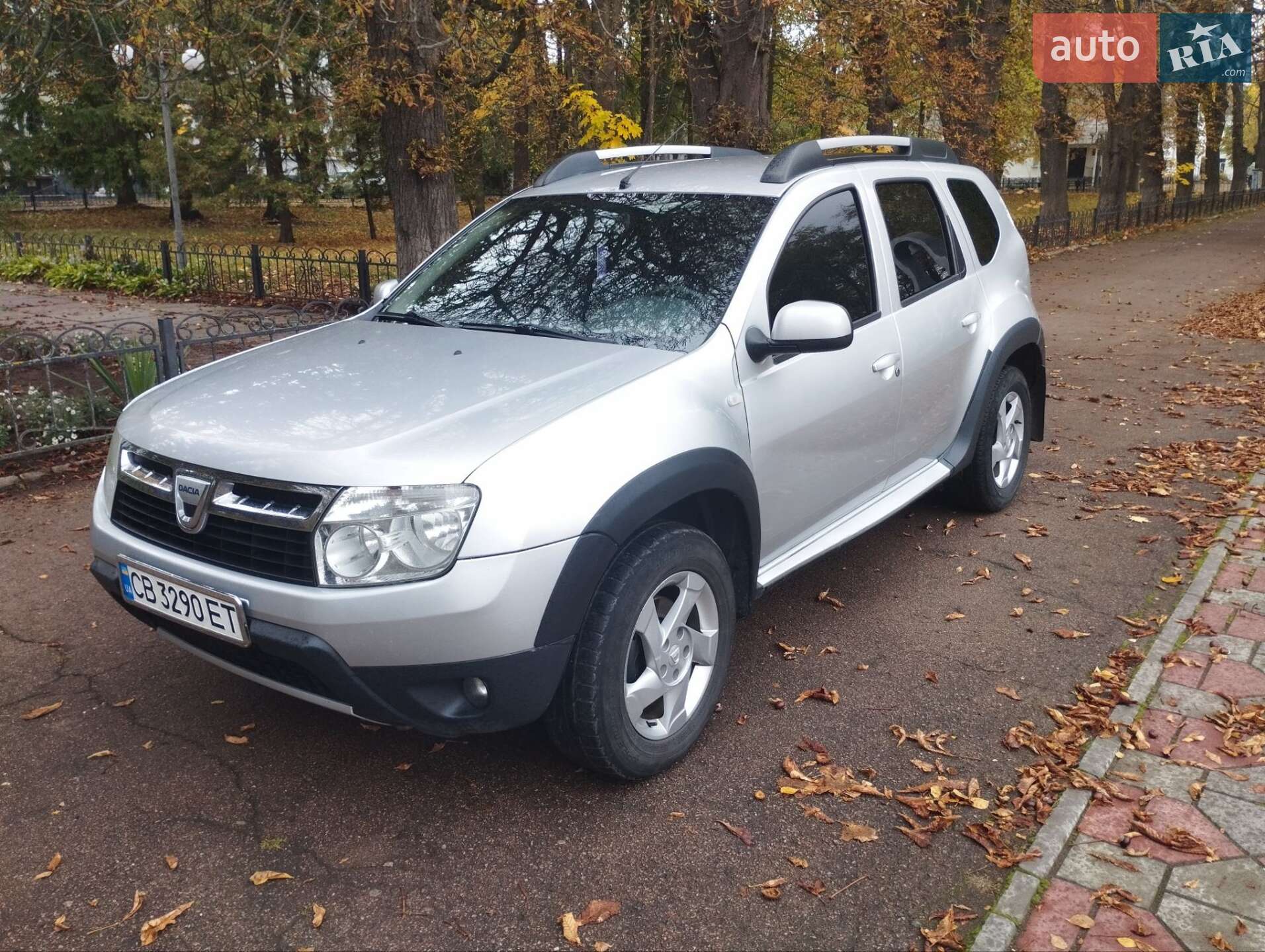 Головне фото звіту автомобіля DACIA DUSTER 2010