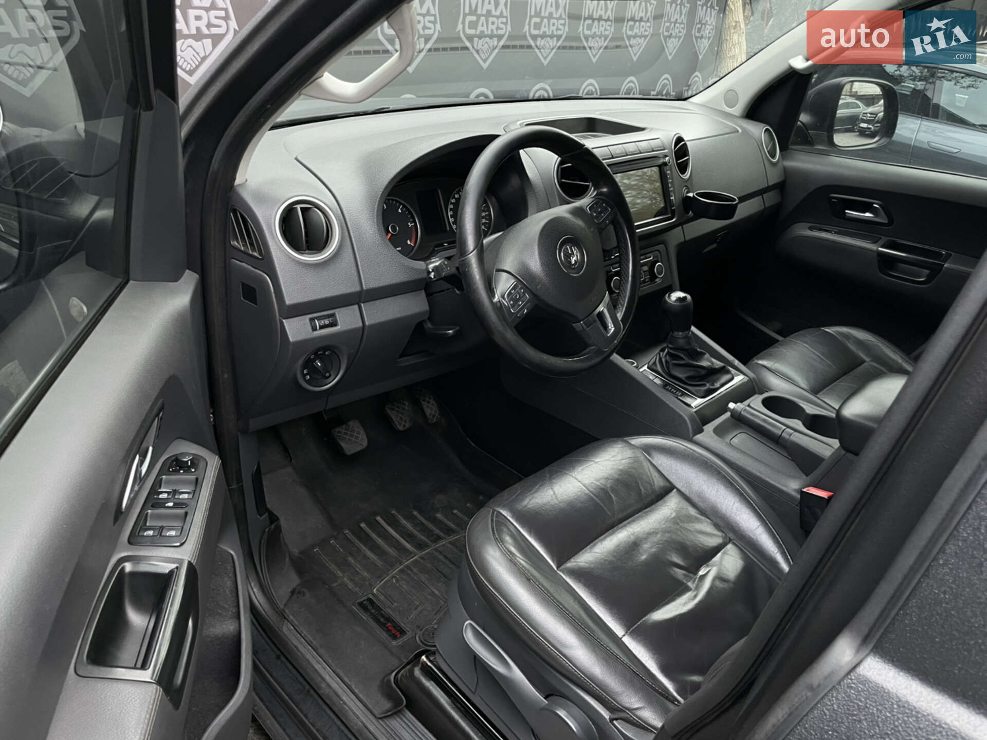 VOLKSWAGEN AMAROK 2011