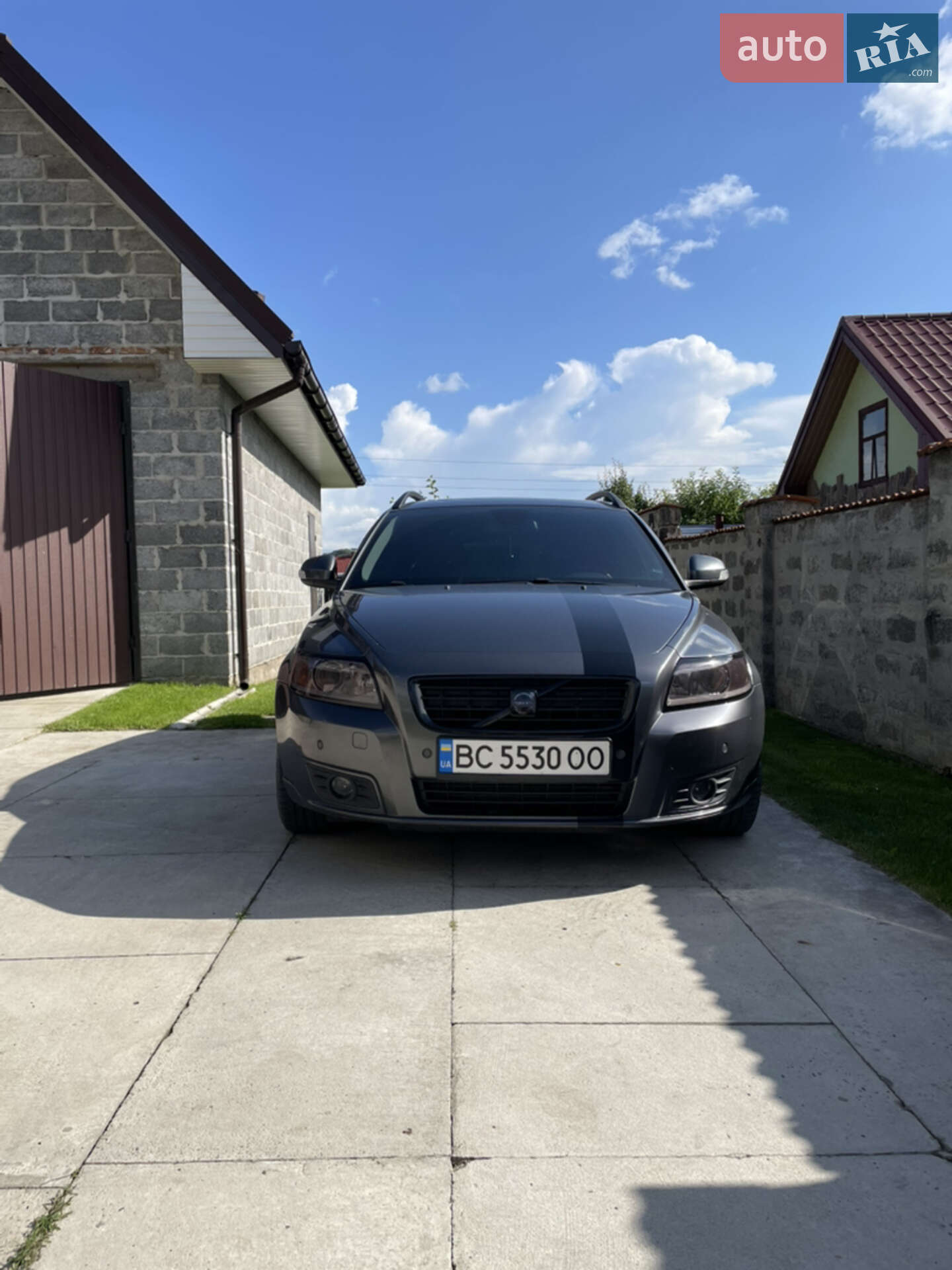 Головне фото звіту автомобіля VOLVO V50 2009