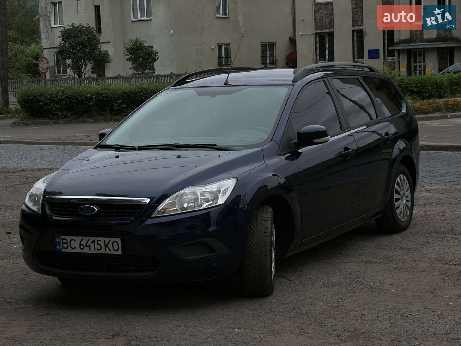 Головне фото звіту автомобіля FORD FOCUS 2010