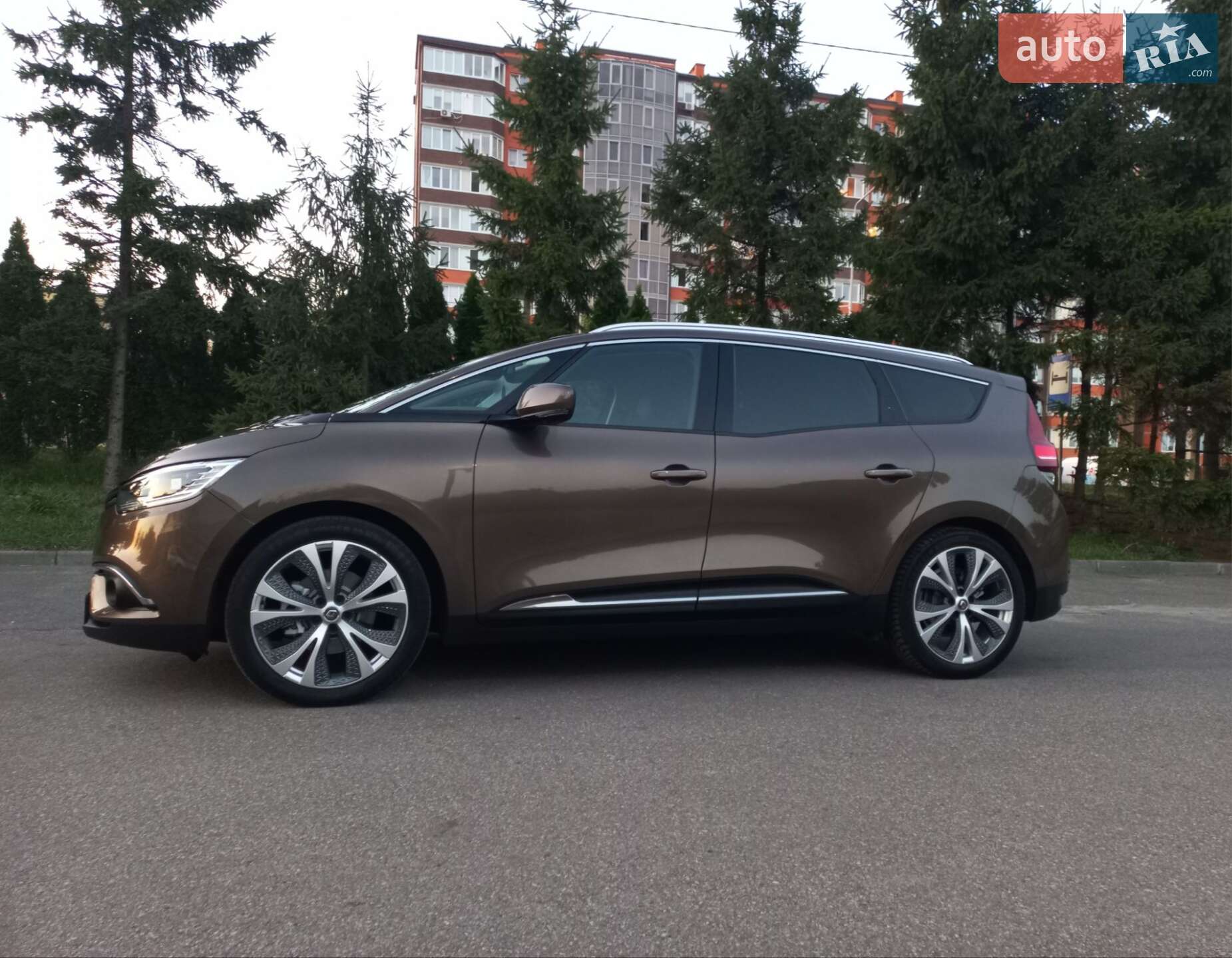 RENAULT GRAND SCENIC 2018