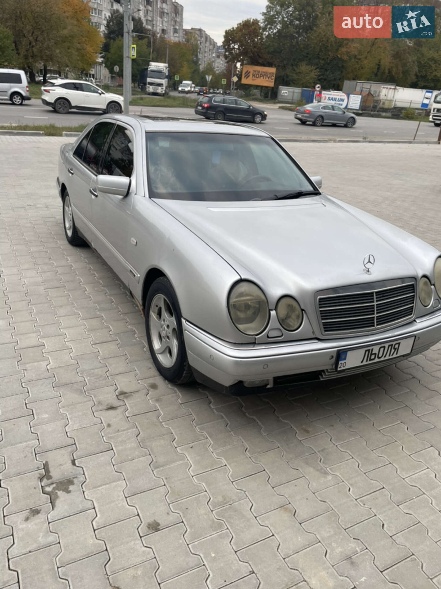 MERCEDES-BENZ E 280 1999