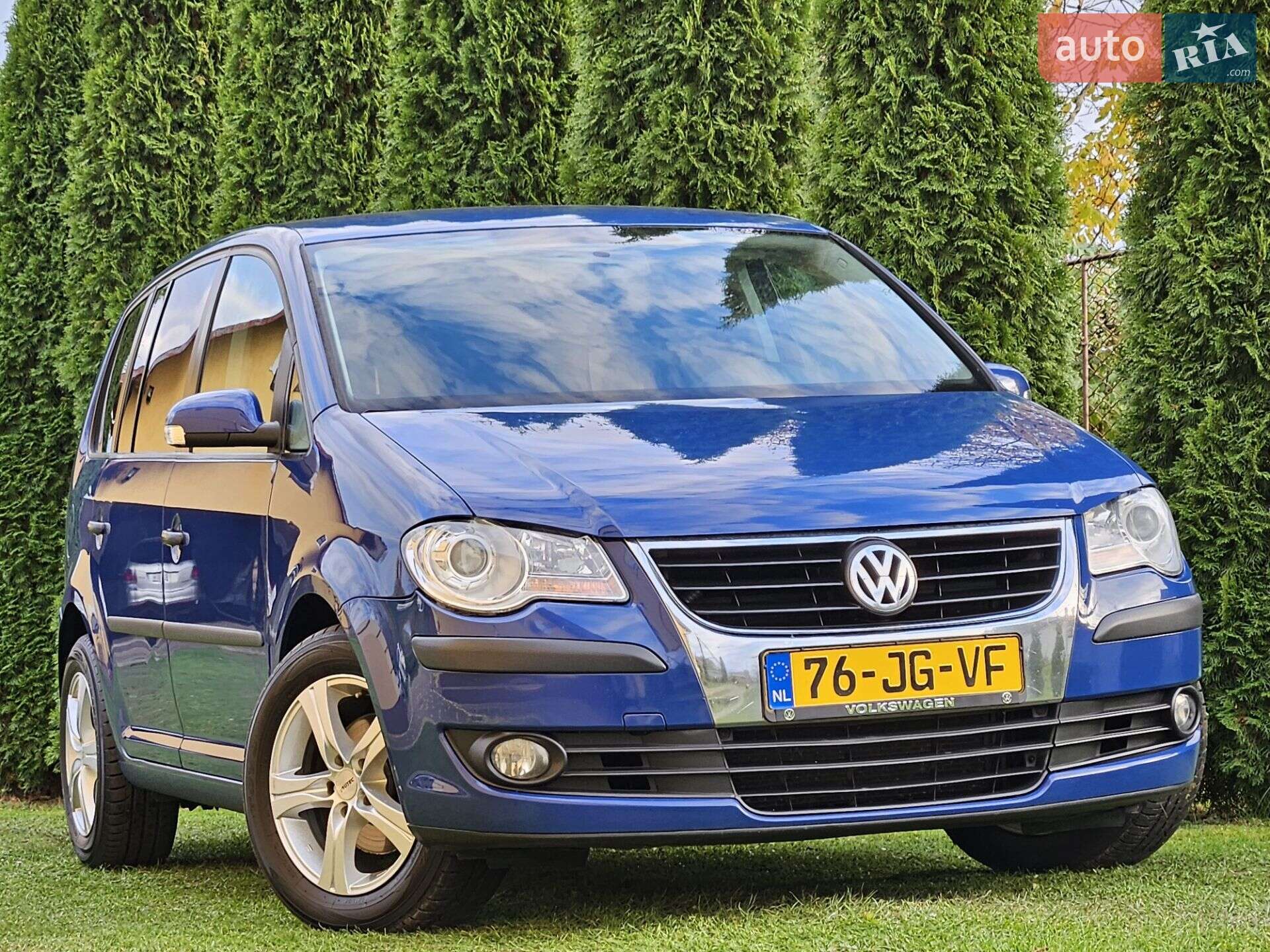 VOLKSWAGEN TOURAN 2008