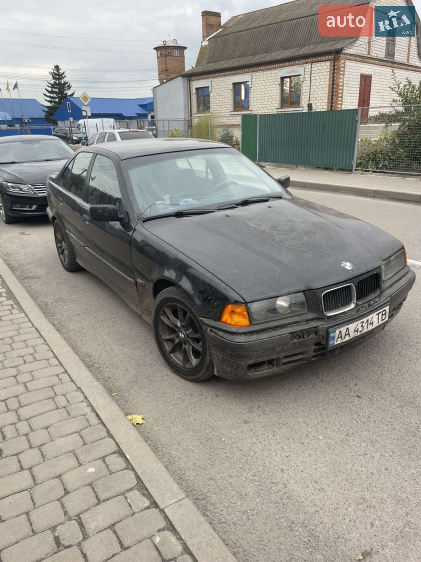BMW 323I 1995