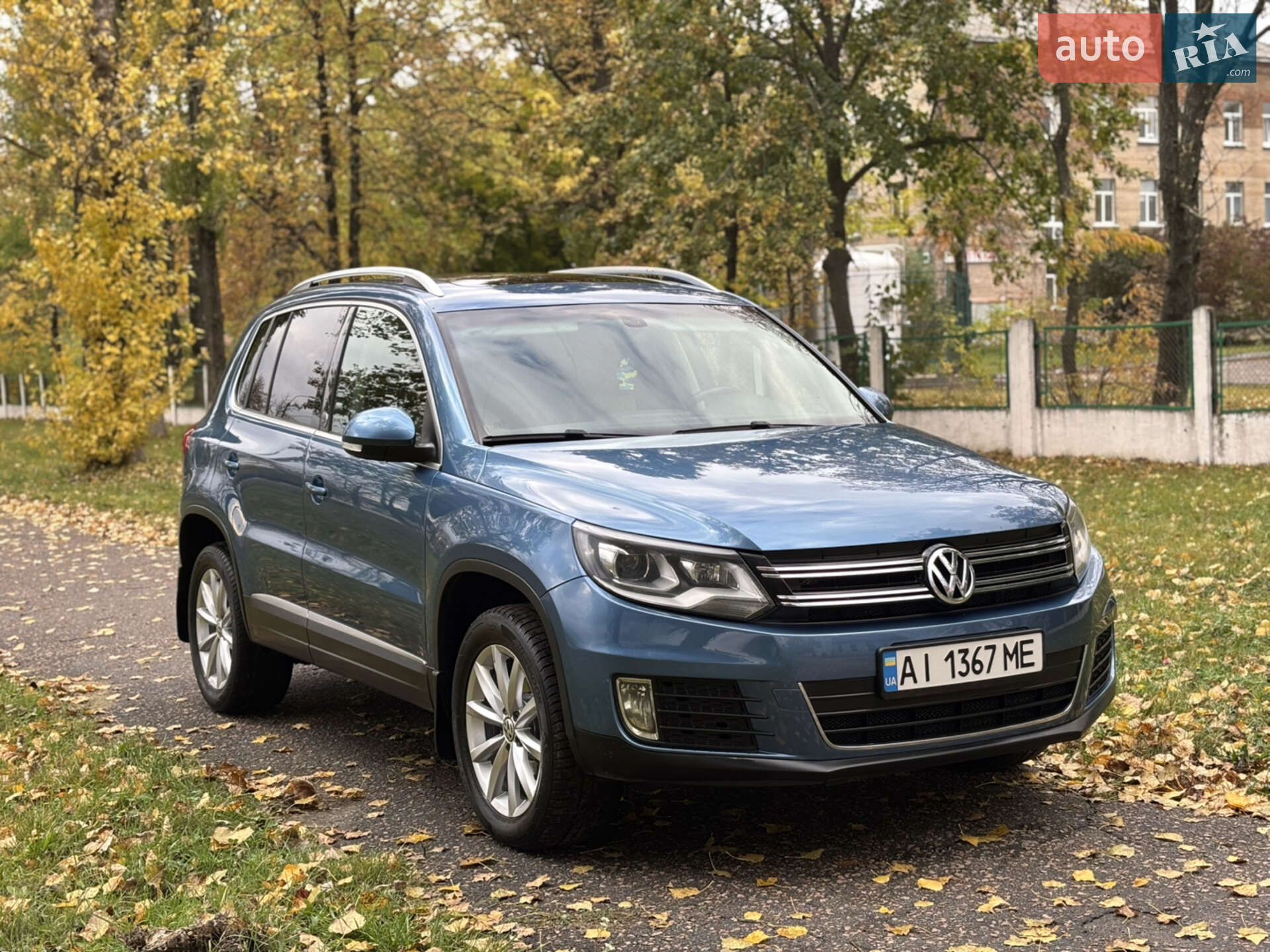 VOLKSWAGEN TIGUAN 2016