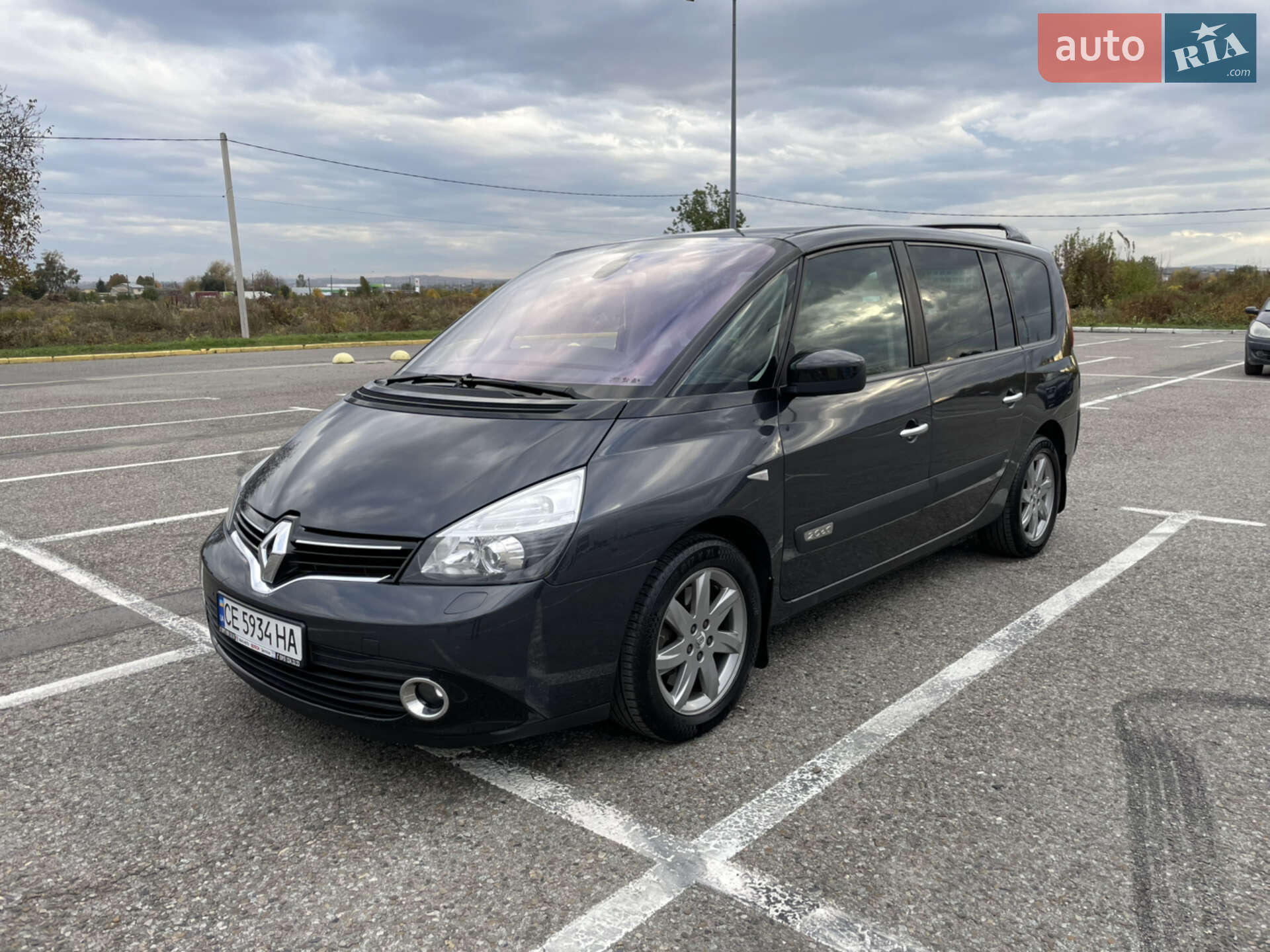 Головне фото звіту автомобіля RENAULT ESPACE 2013